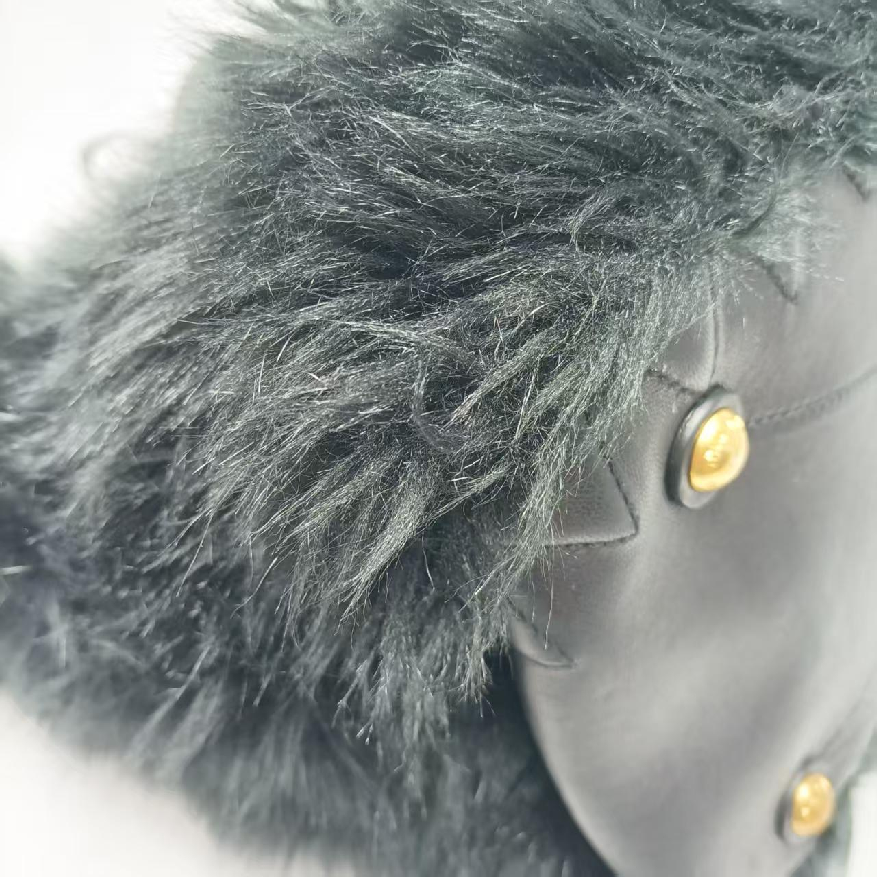 other line sheepskin handbag — view 8