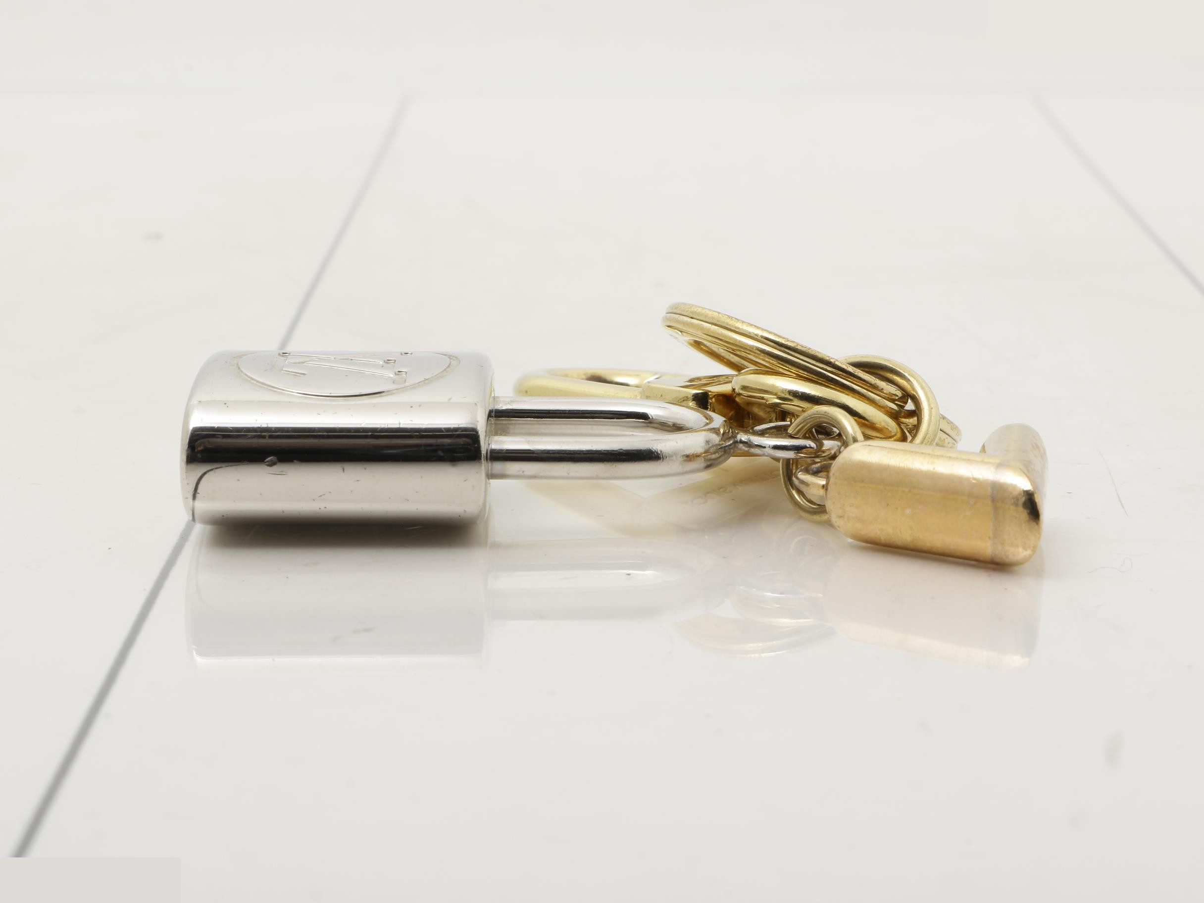 Kaleido V Padlock Keyring — view 3