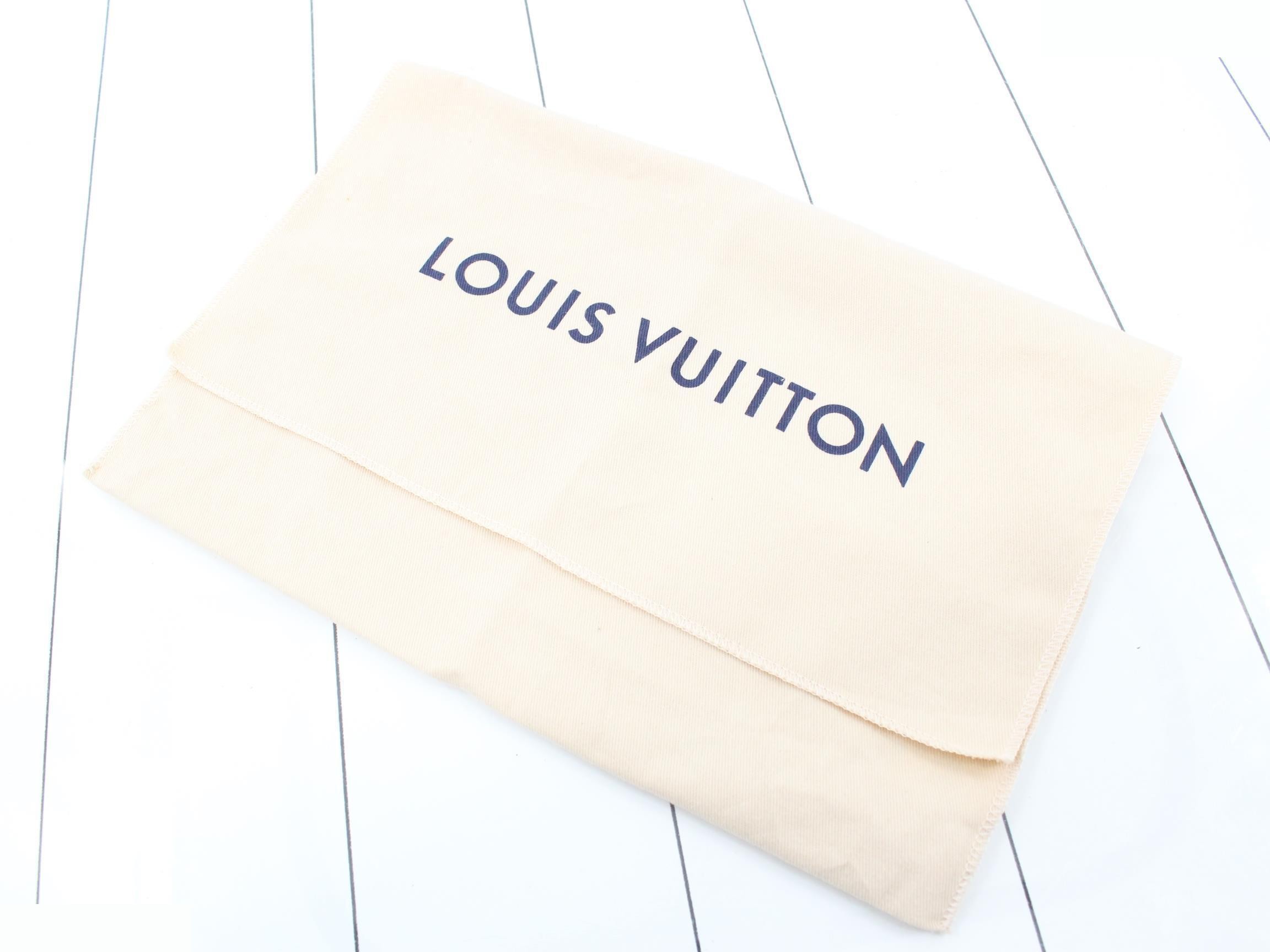 Steamer Wearable Wallet, Monogram Taurillon, Blue — view 7