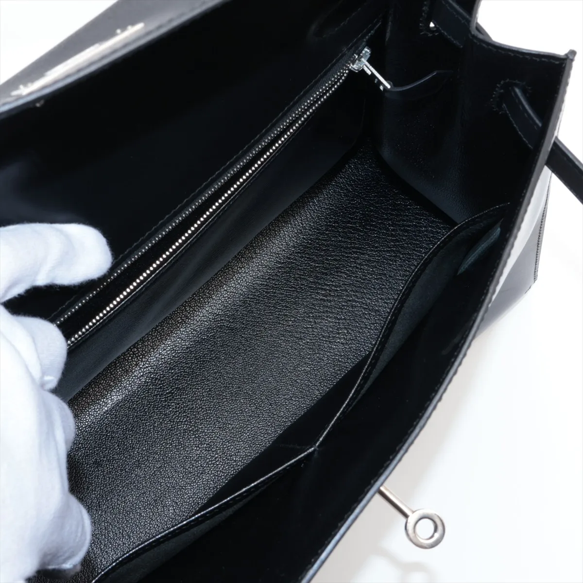 [Individually wrapped] Hermes Kelly 32 Serie Box Calf Black Silver Hardware D:2000 — view 8