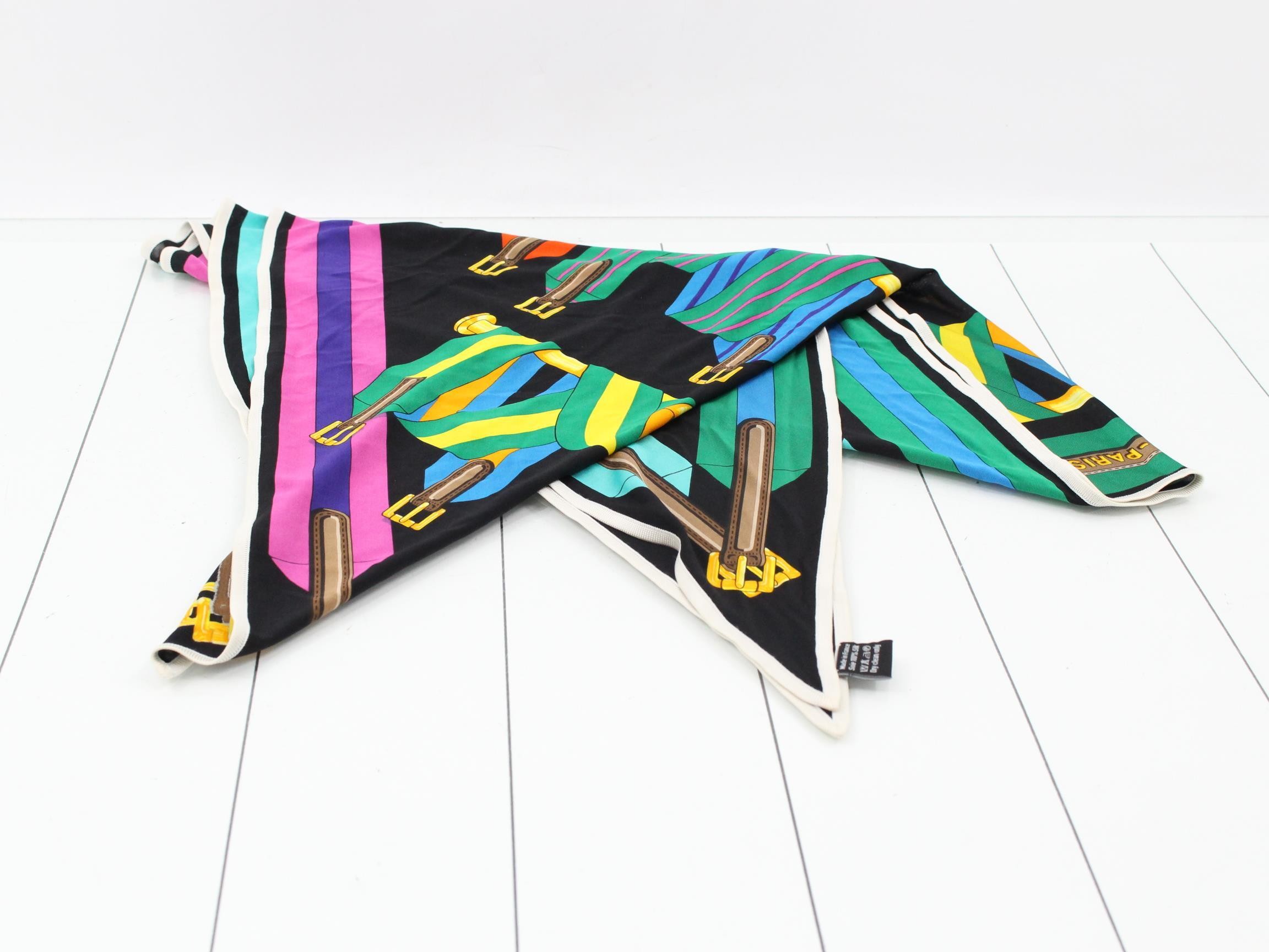 Comes with box and tags. Scarf. — view 2
