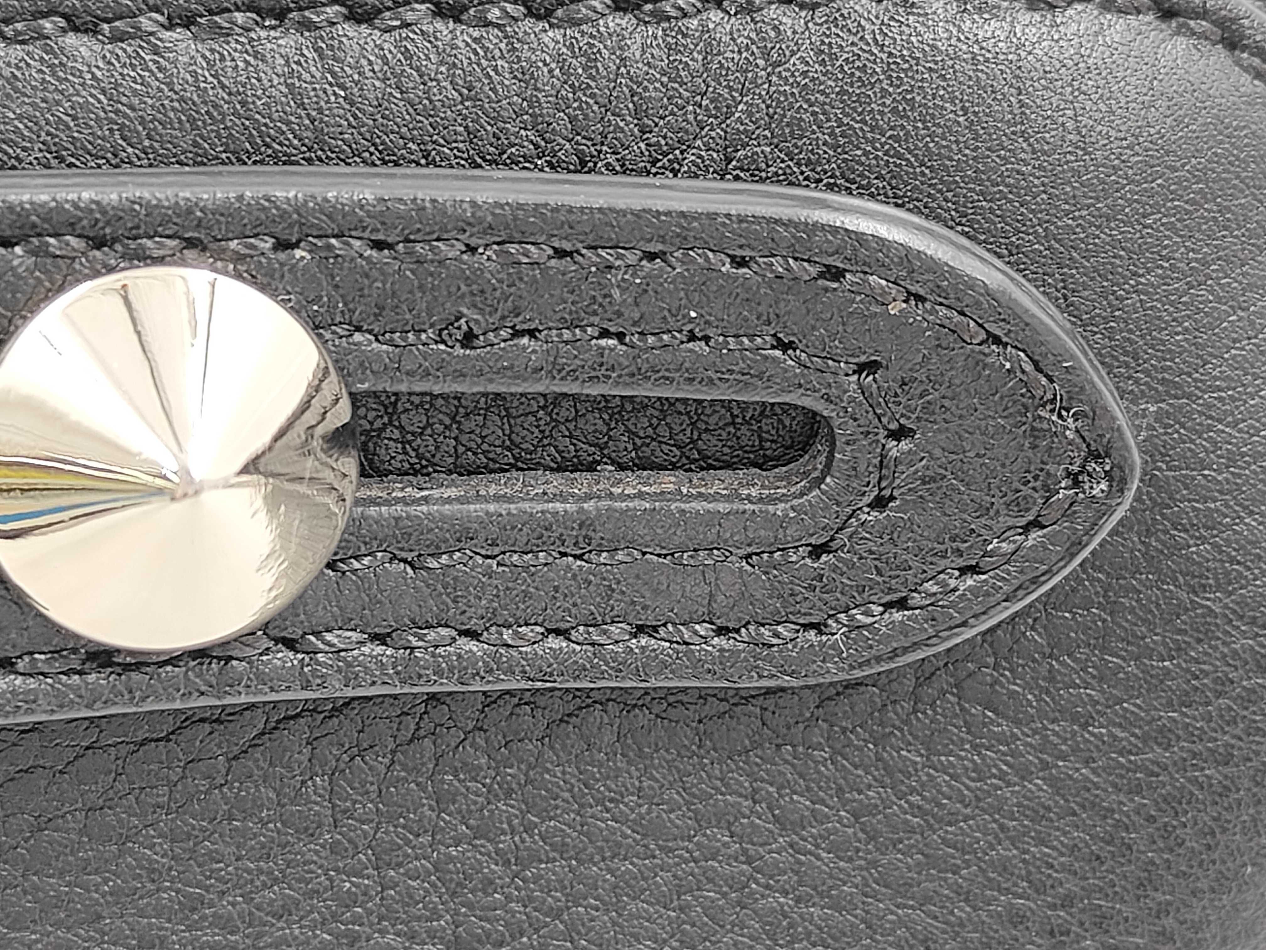 By The Way Medium Black Handbag 8BL124 — view 12