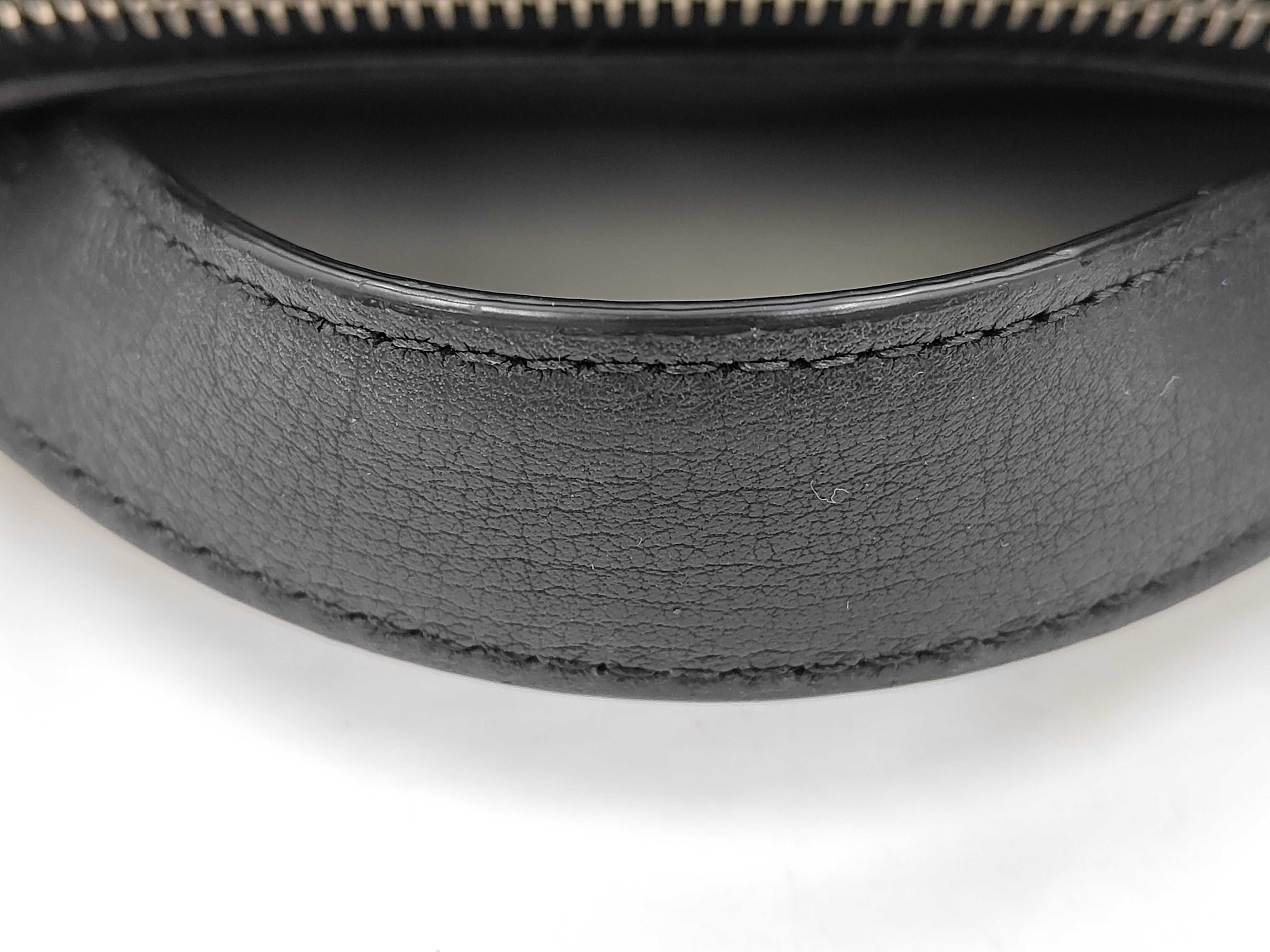 By The Way Medium Black Handbag 8BL124 — view 4