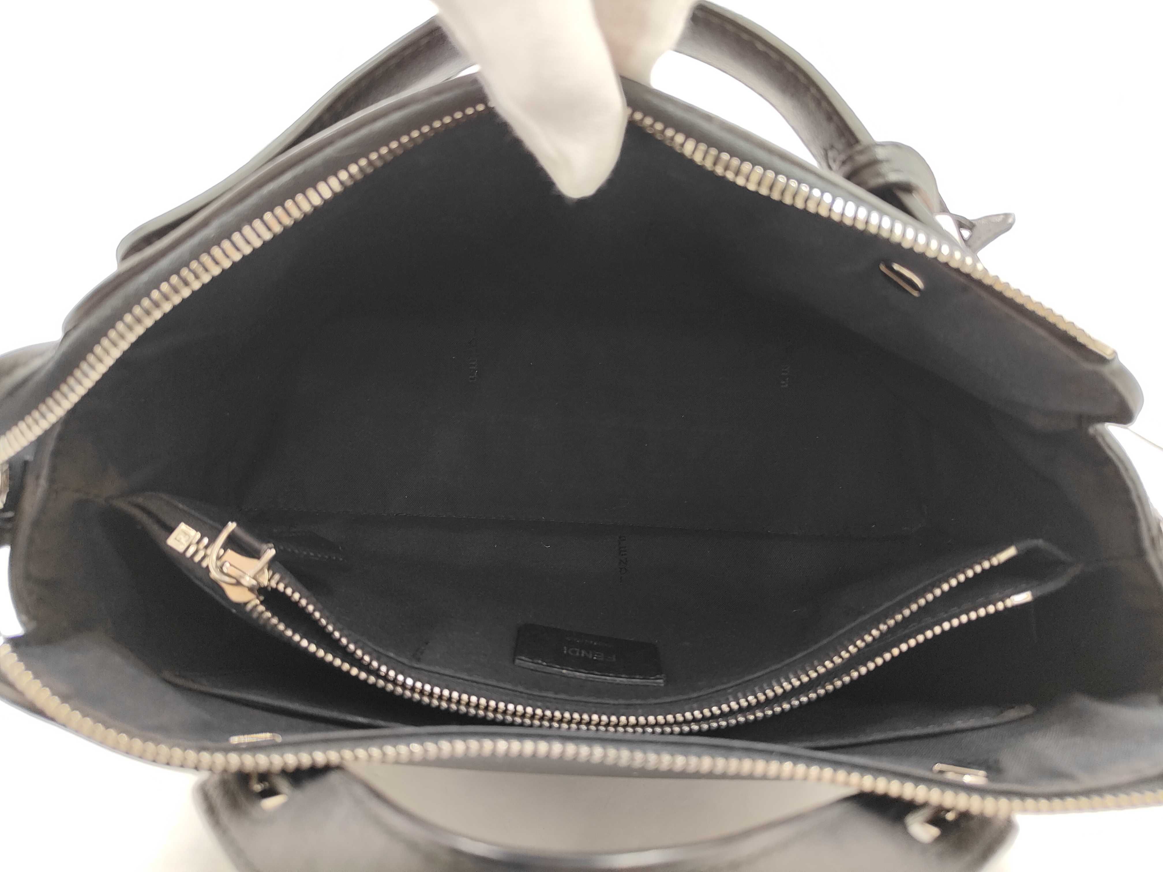 By The Way Medium Black Handbag 8BL124 — view 8