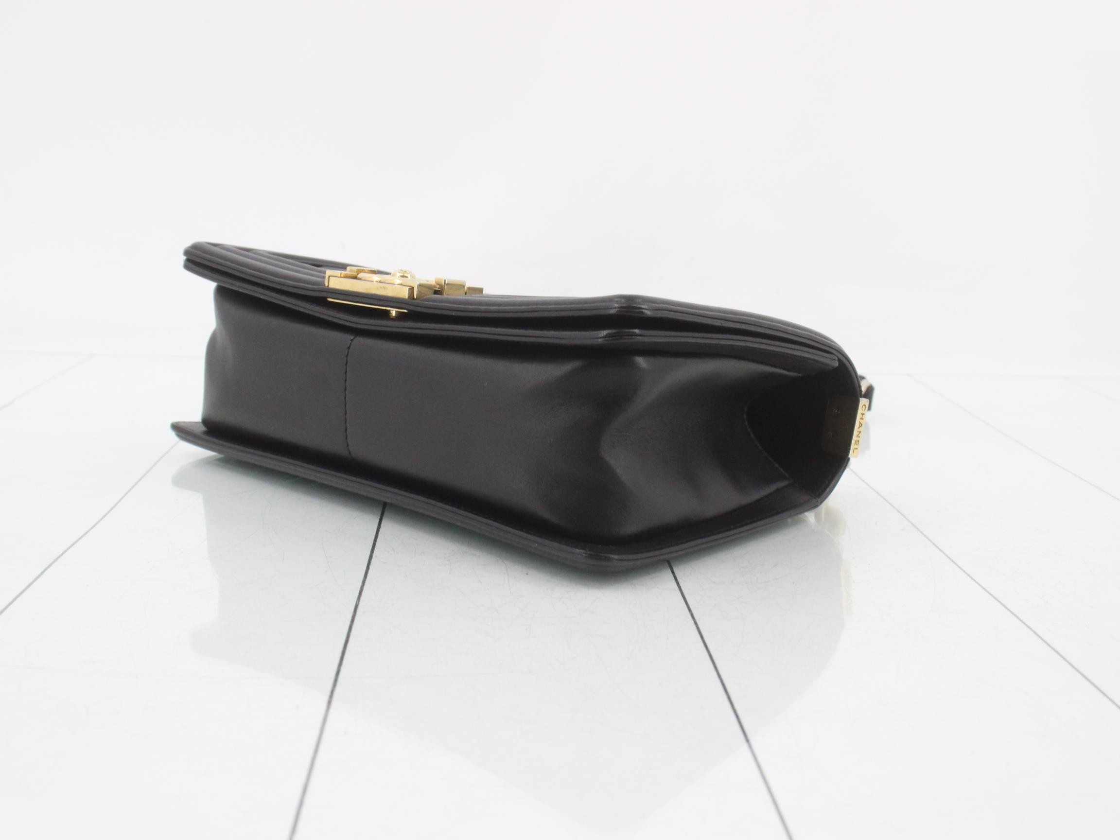 Boy Chanel Chain Shoulder Bag — view 6