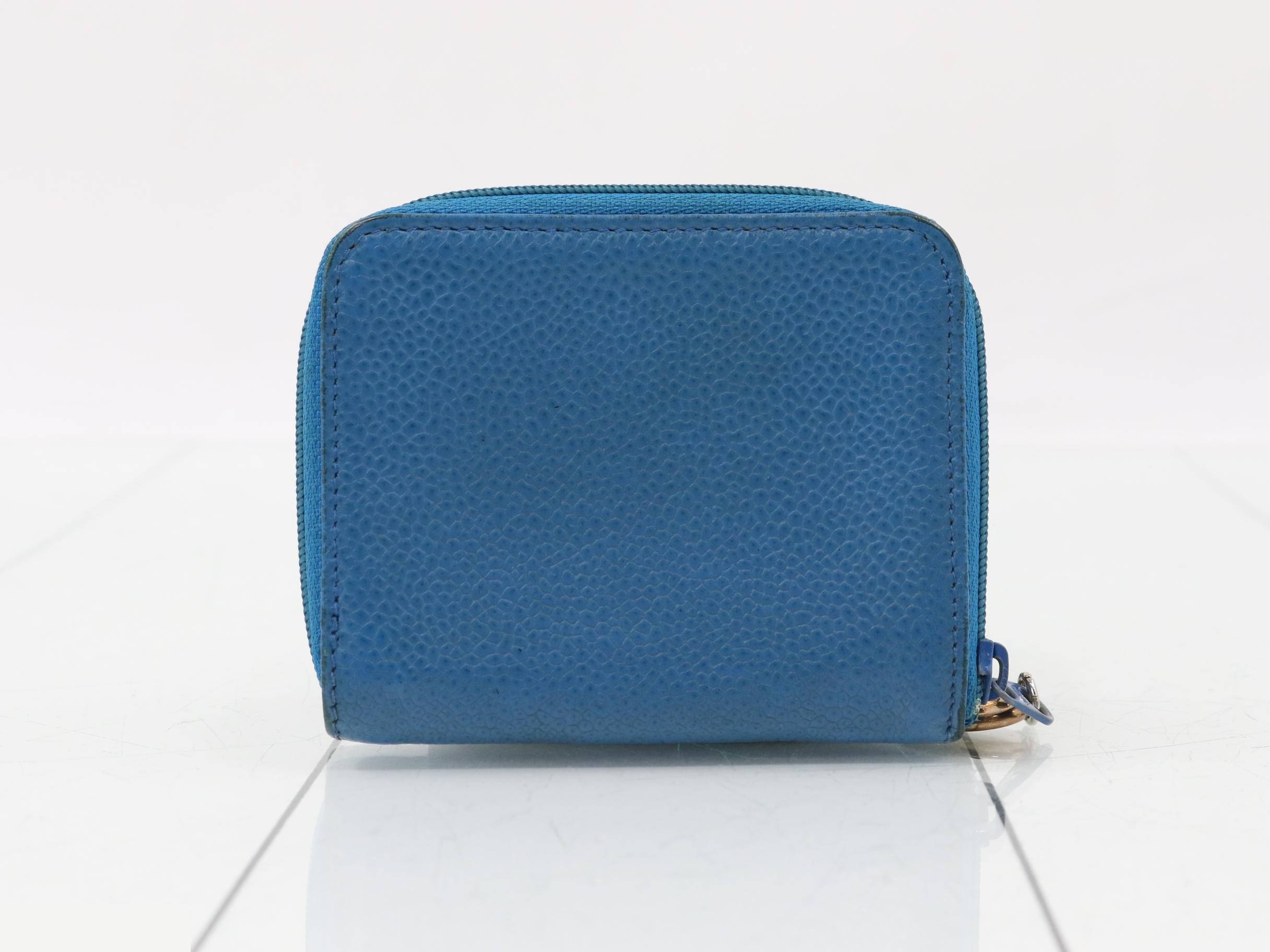 Caviar skin (bag) and coin case — view 2