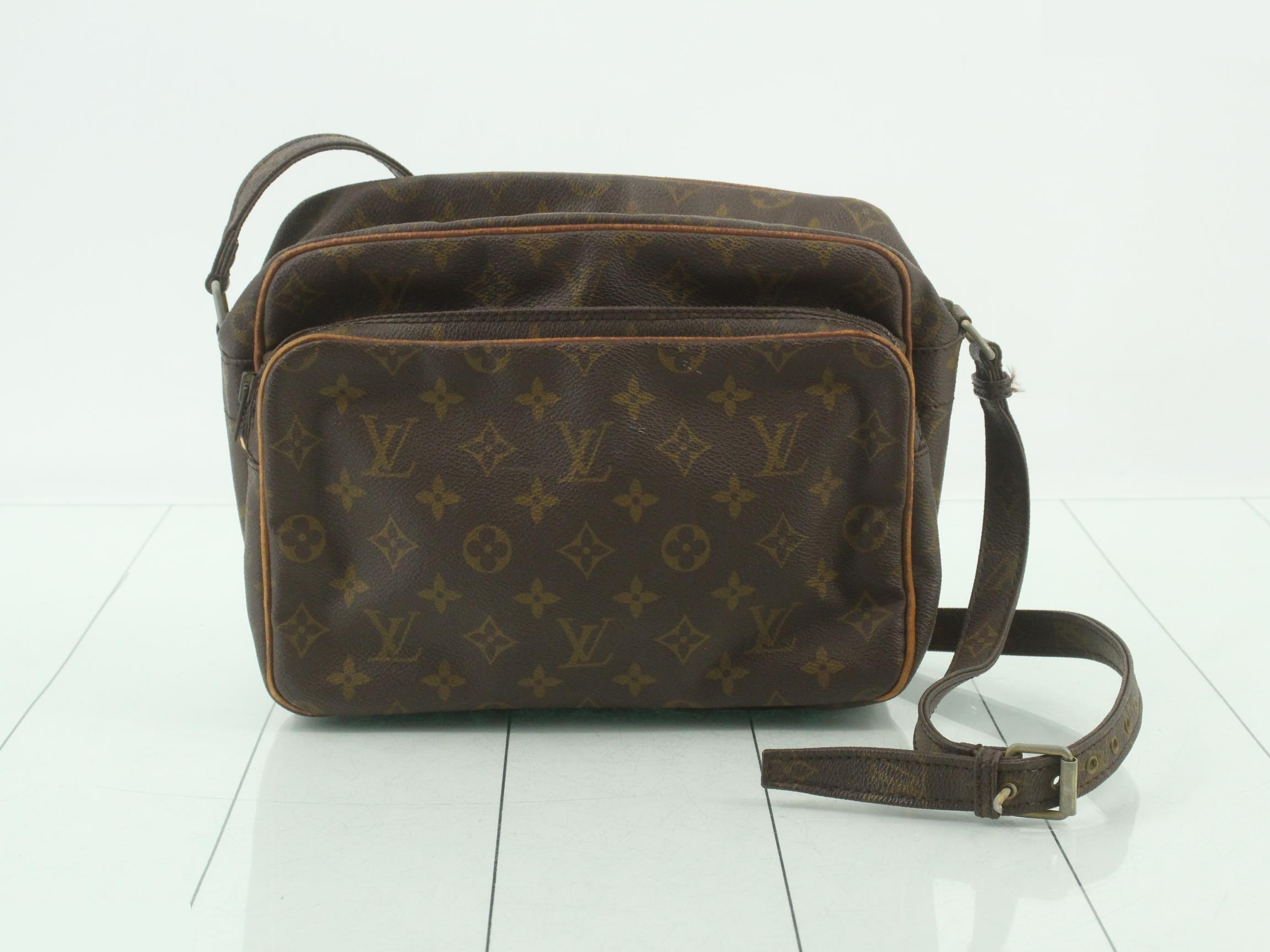 Monogram Shoulder Bag Nile