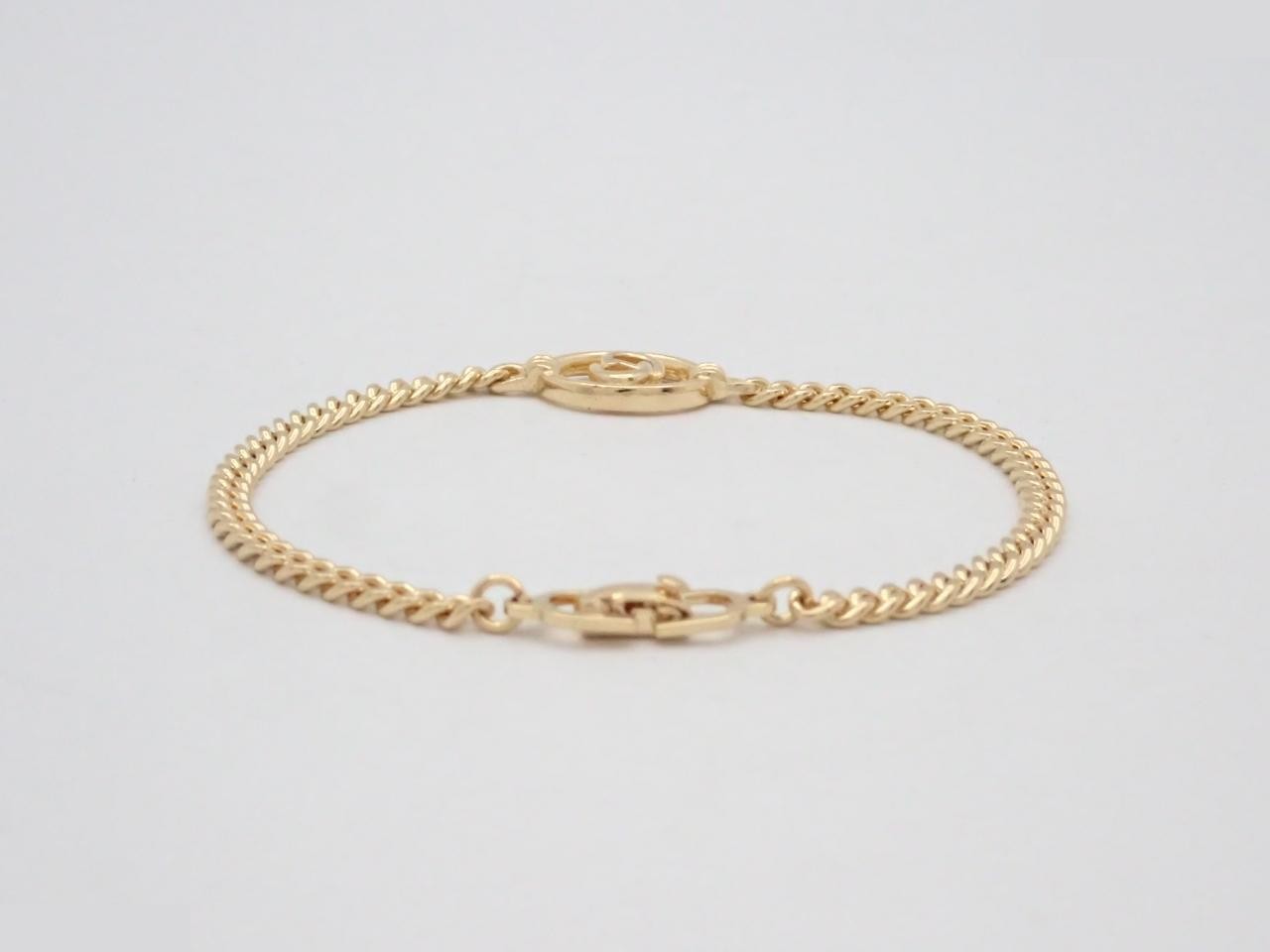 Other lines: Precious metal bracelets and bangles (metal), wrist circumference approximately 18 cm. — view 2