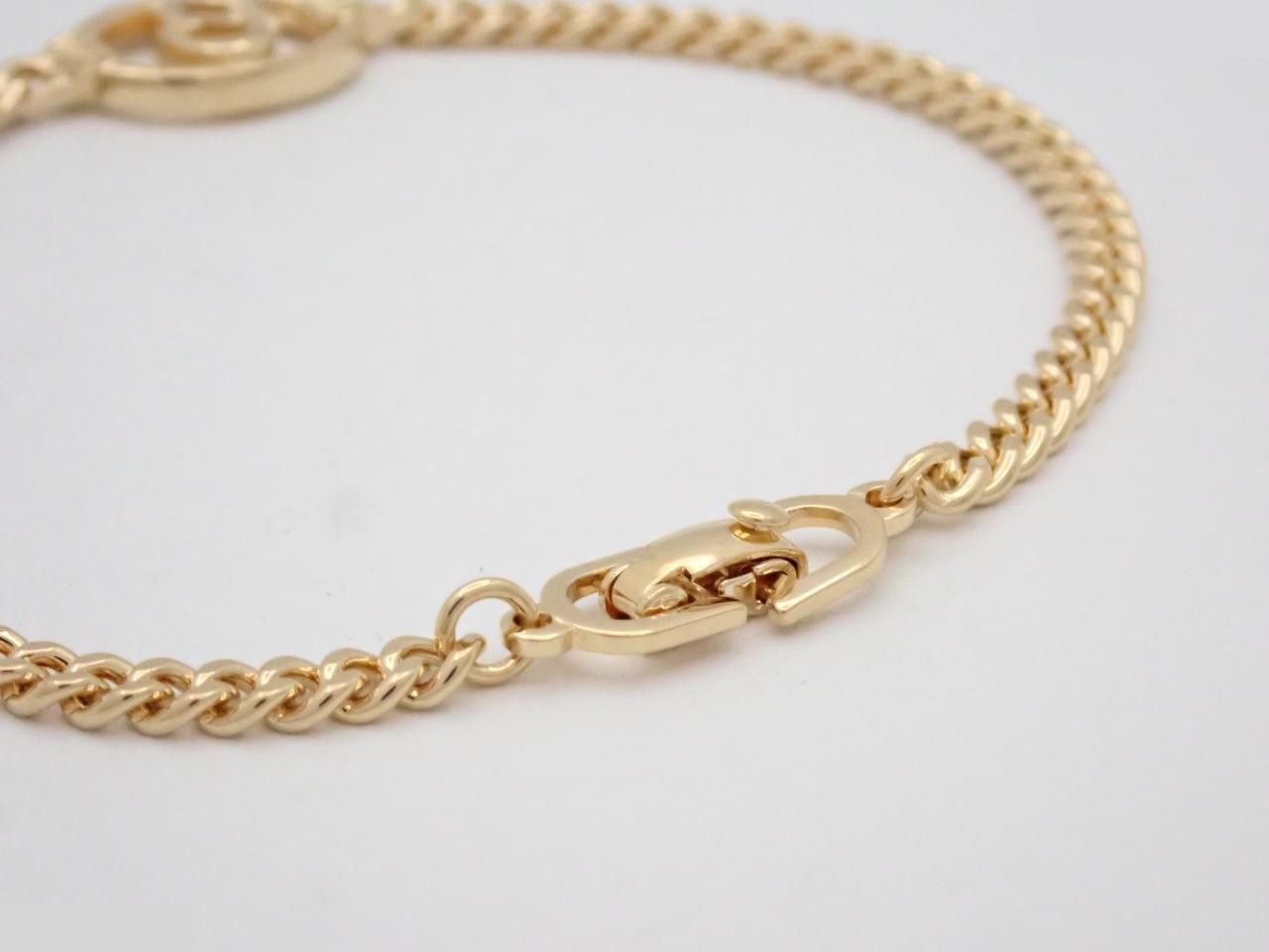 Other lines: Precious metal bracelets and bangles (metal), wrist circumference approximately 18 cm. — view 3