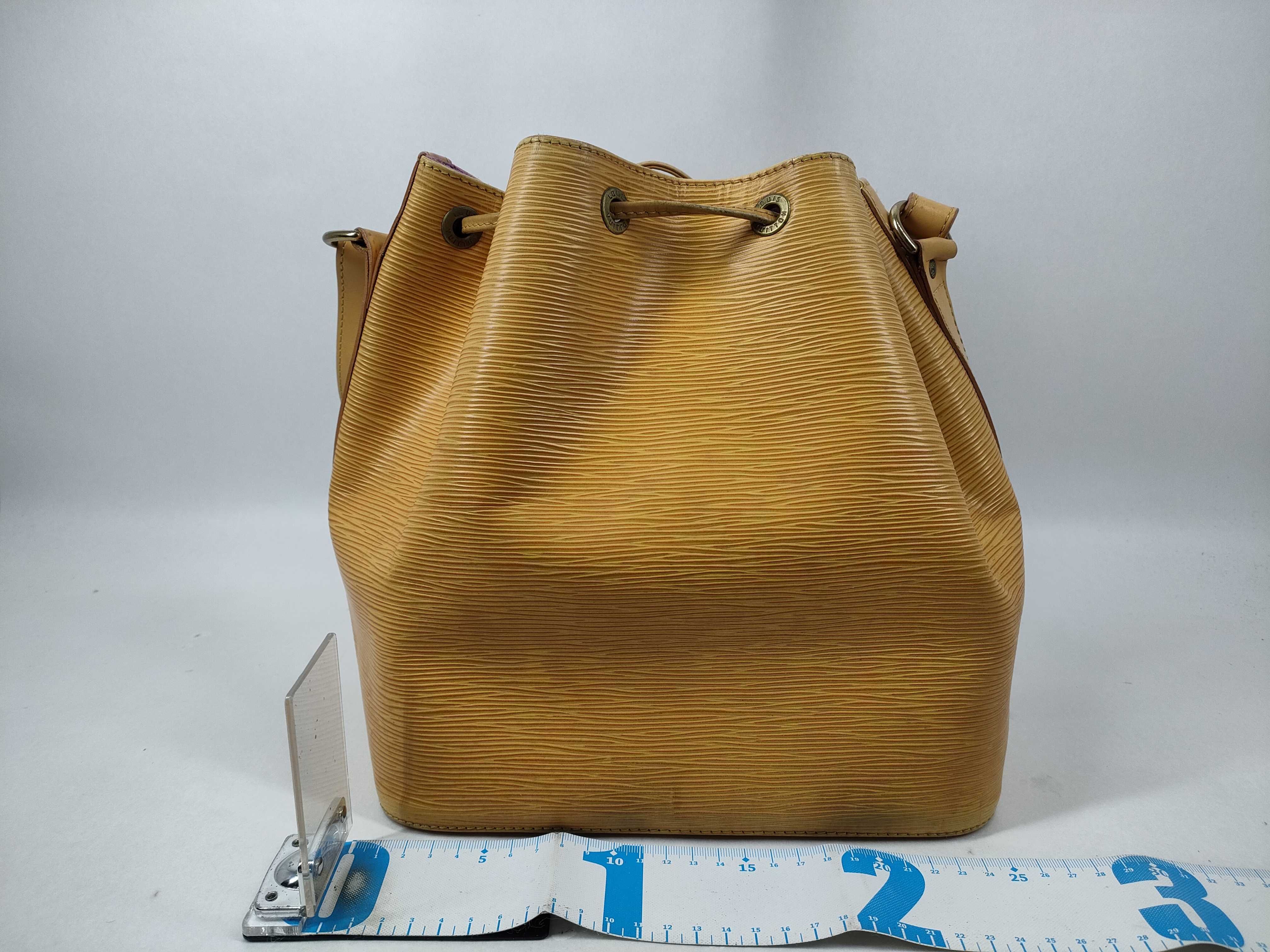 Epi Noé Shoulder Bag — view 2