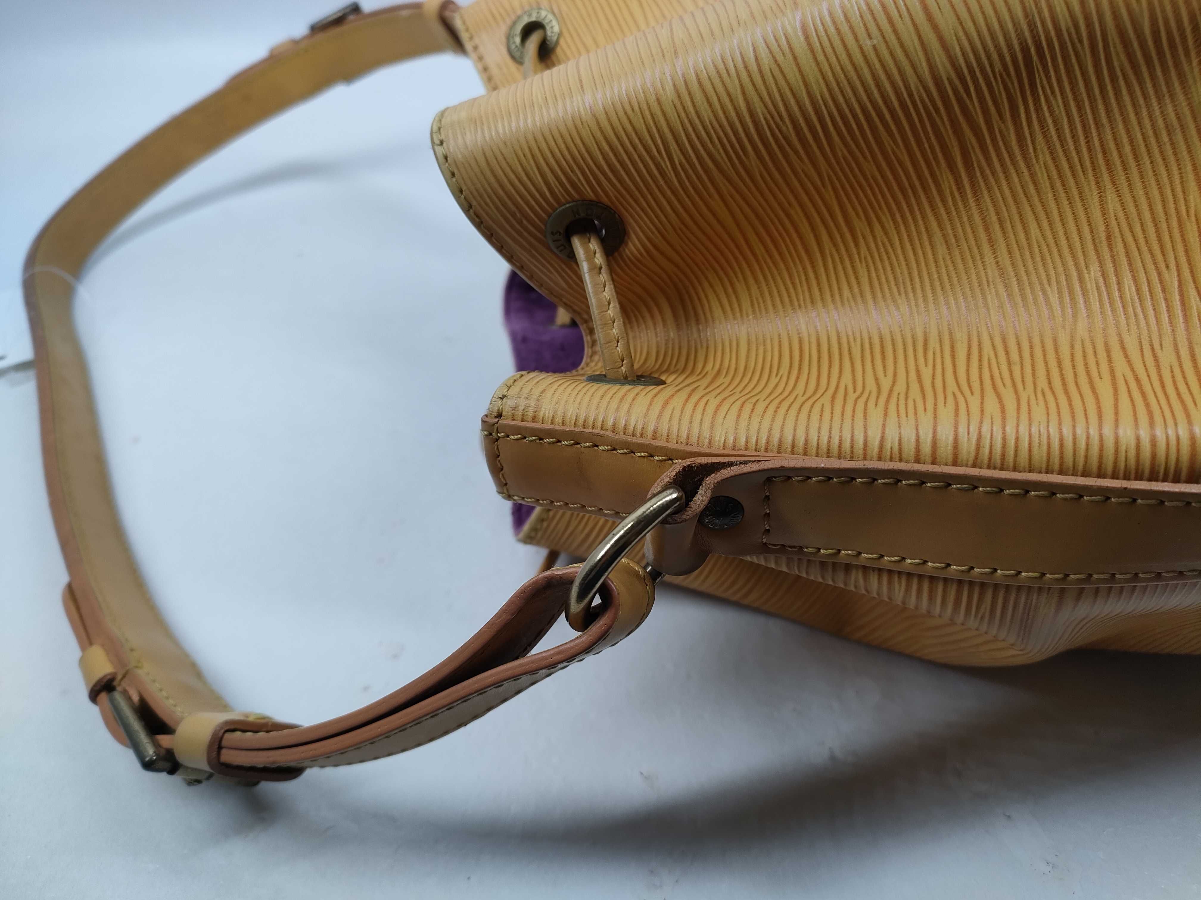 Epi Noé Shoulder Bag — view 5