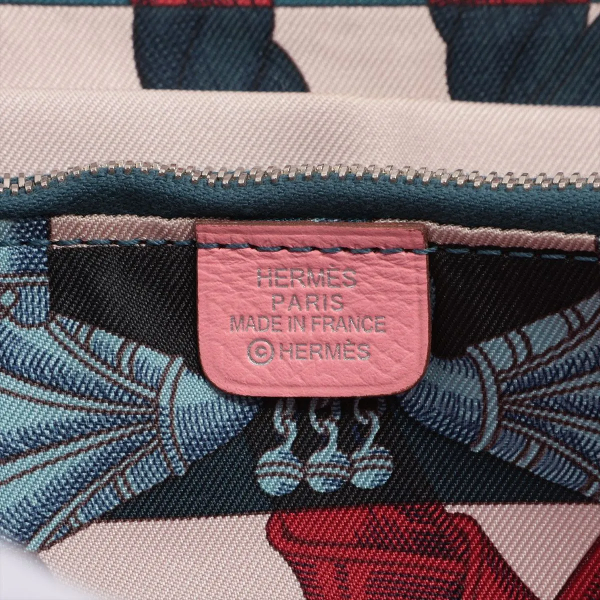 Azap Long Silk-in Vaux Epson Round Zip Wallet Pink Silver Hardware T:2015 — view 9