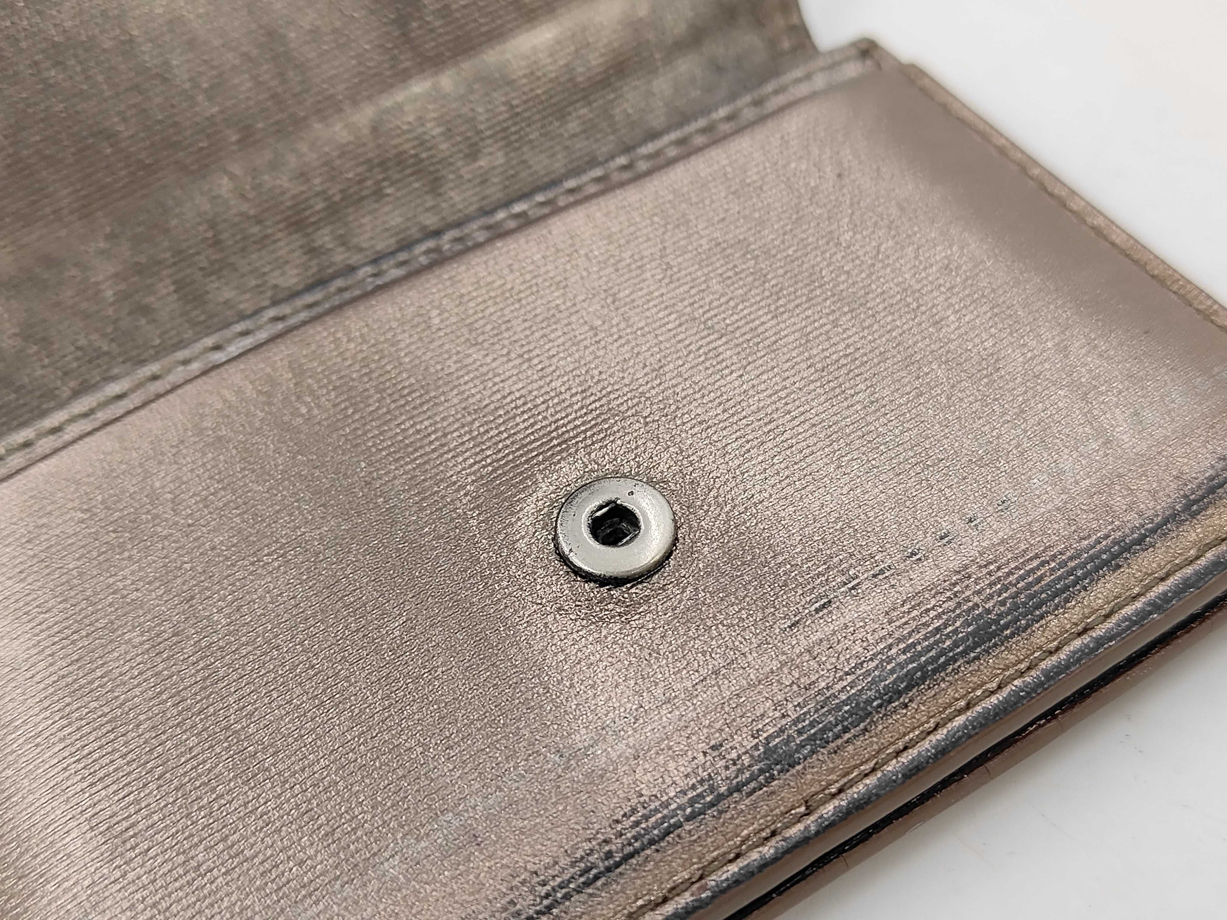 Coin Case — view 10