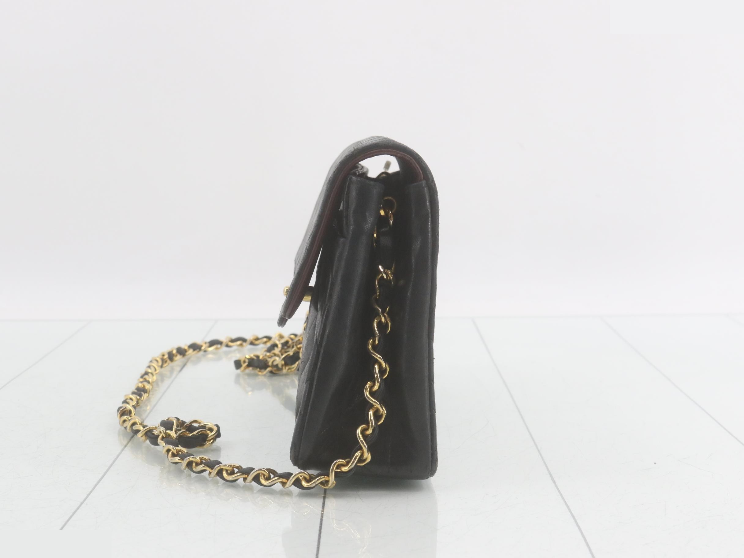 Matelassé (bag) - Shoulder bag — view 3