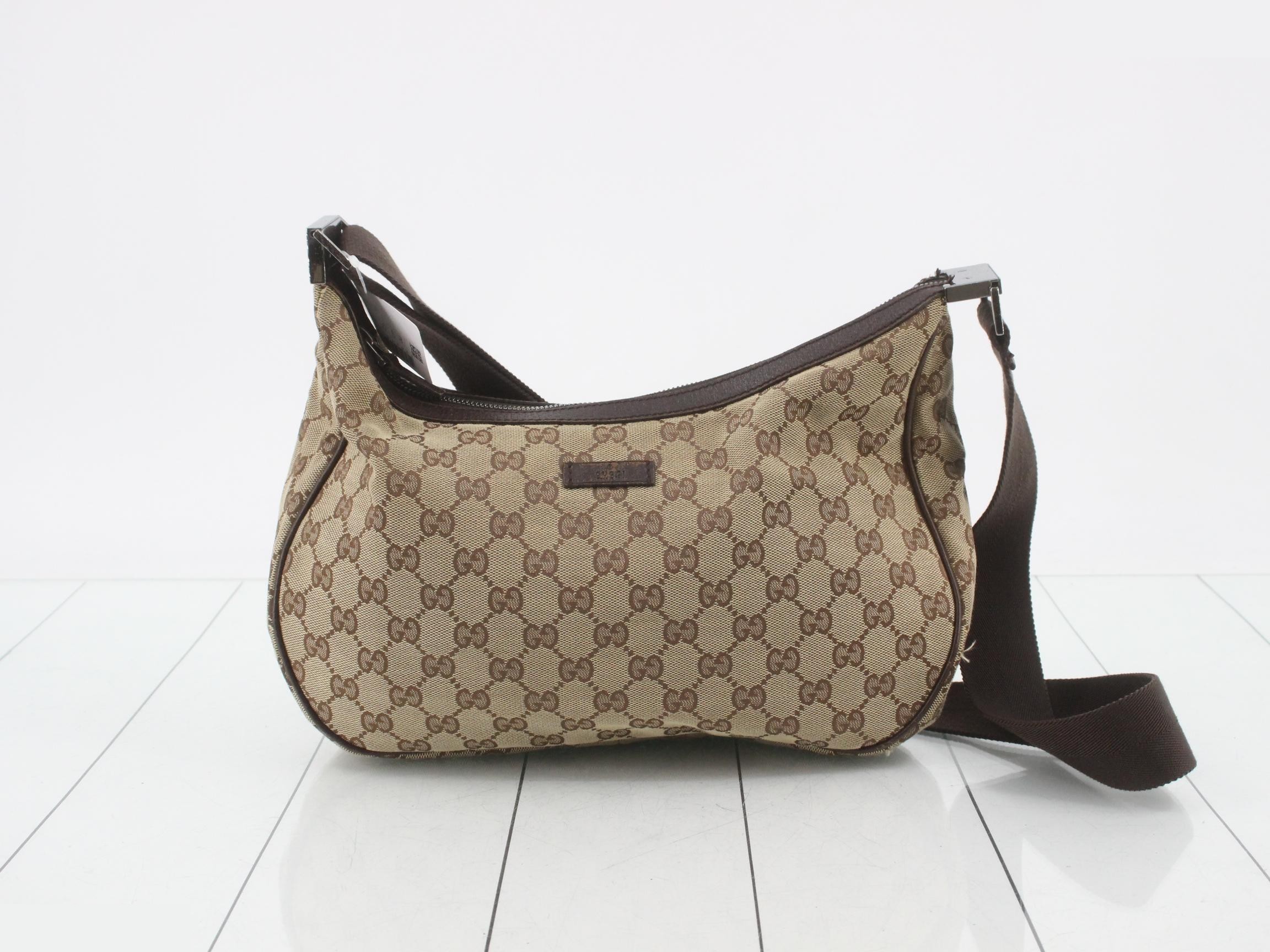 GG Canvas Shoulder Bag 122790
