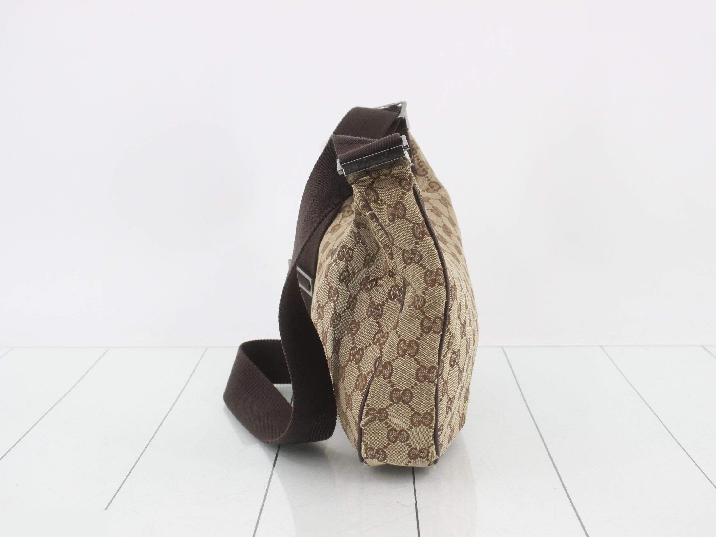 GG Canvas Shoulder Bag 122790 — view 3