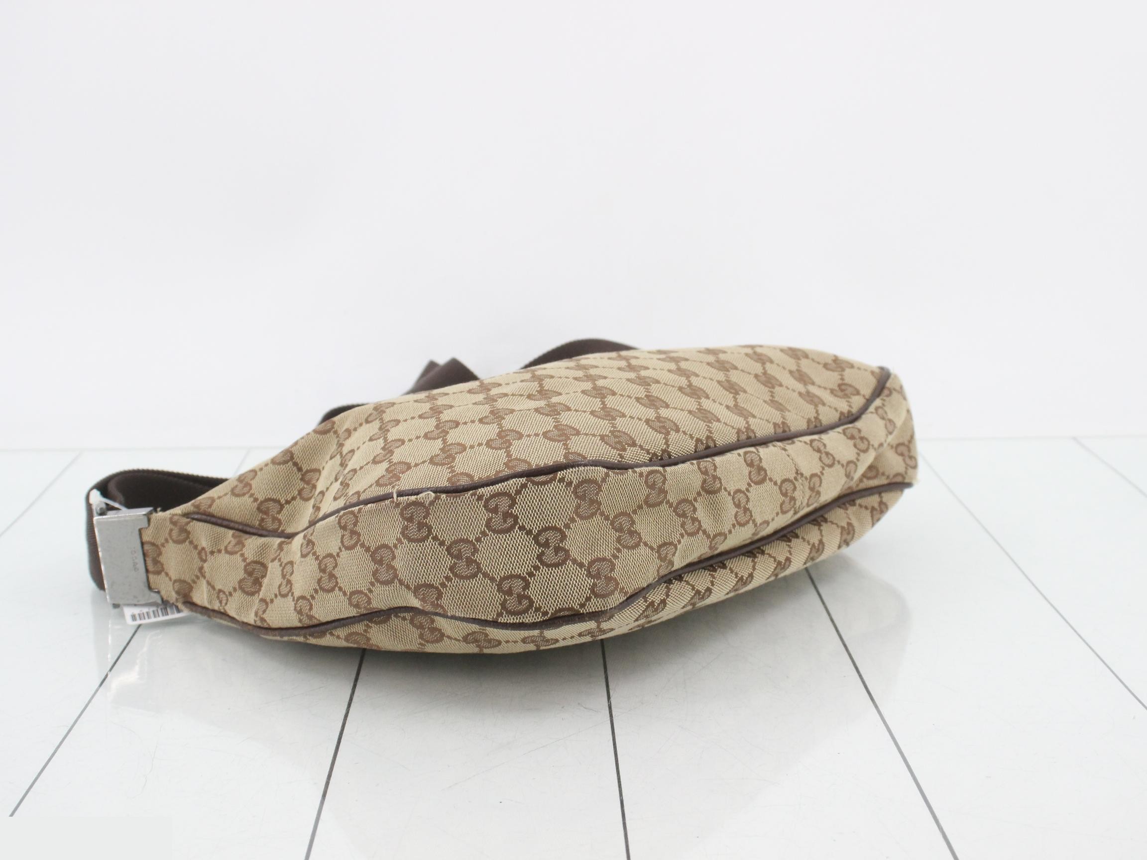 GG Canvas Shoulder Bag 122790 — view 5