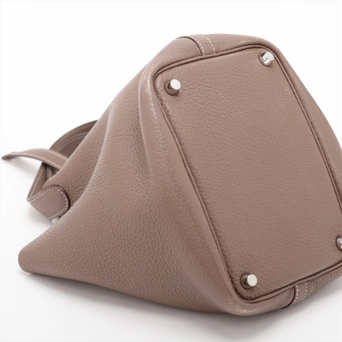 Picotin Lock 18 PM, Taurillon Clemence leather, Etoupe color, silver hardware. N: 2010 — view 4