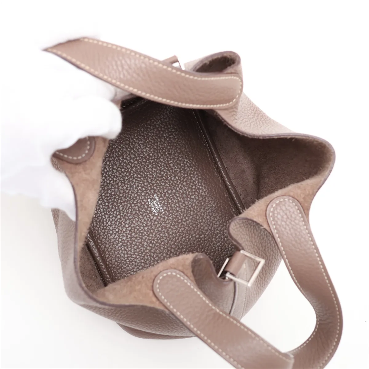Picotin Lock 18 PM, Taurillon Clemence leather, Etoupe color, silver hardware. N: 2010 — view 7