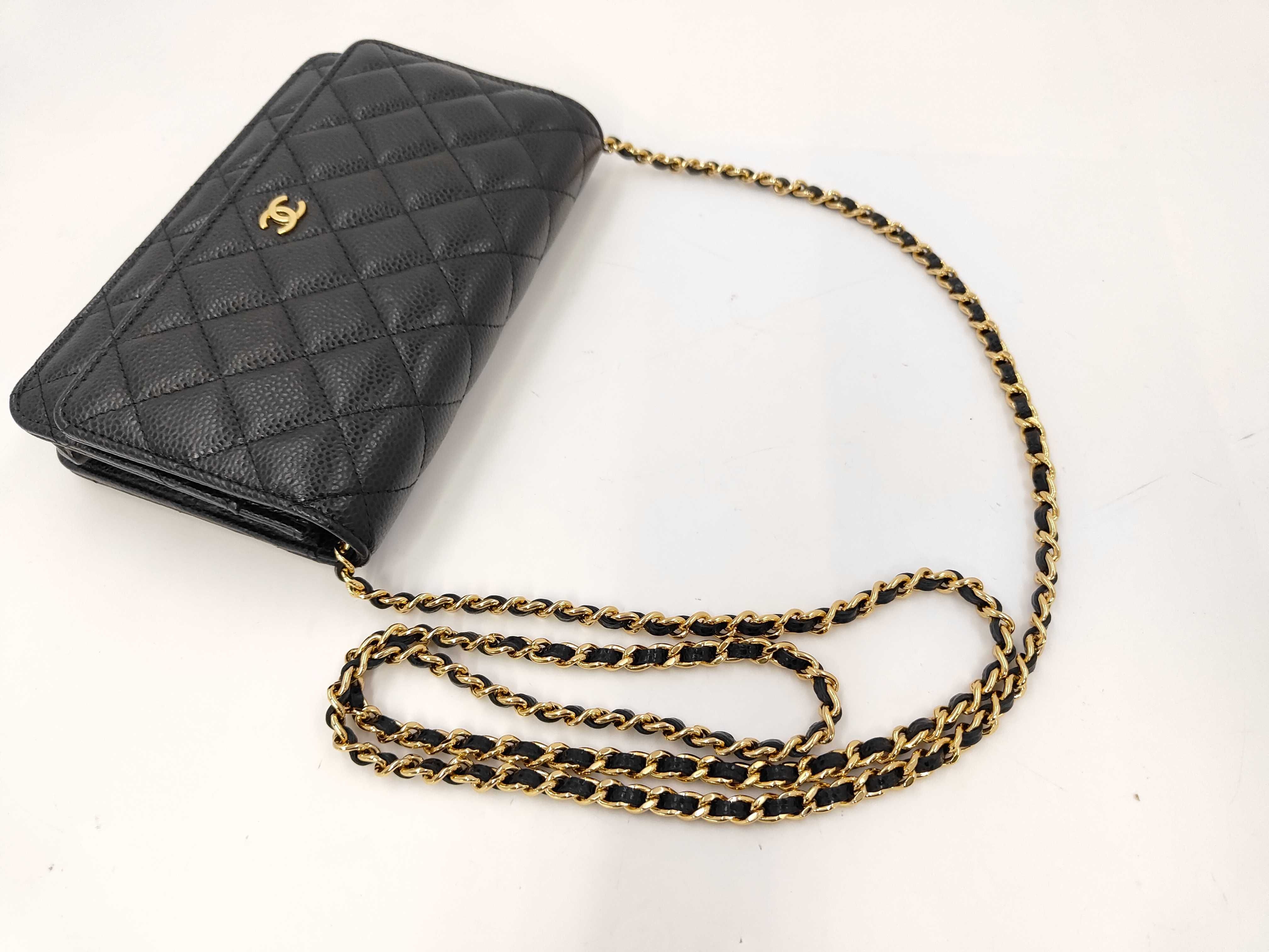 WOC Chain Bag Shoulder Bag — view 5