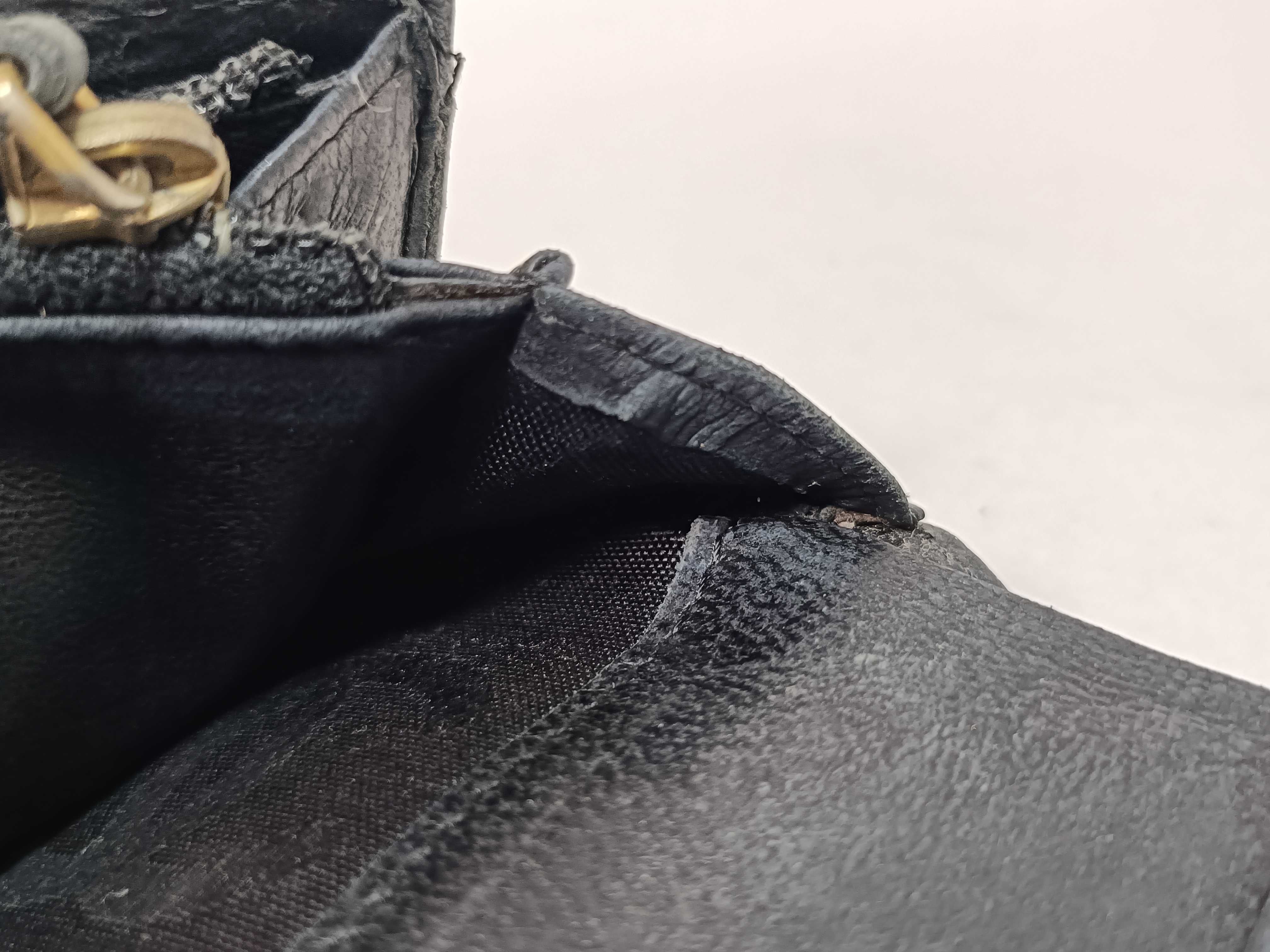 Caviar Skin Coco Folding Long Wallet — view 11