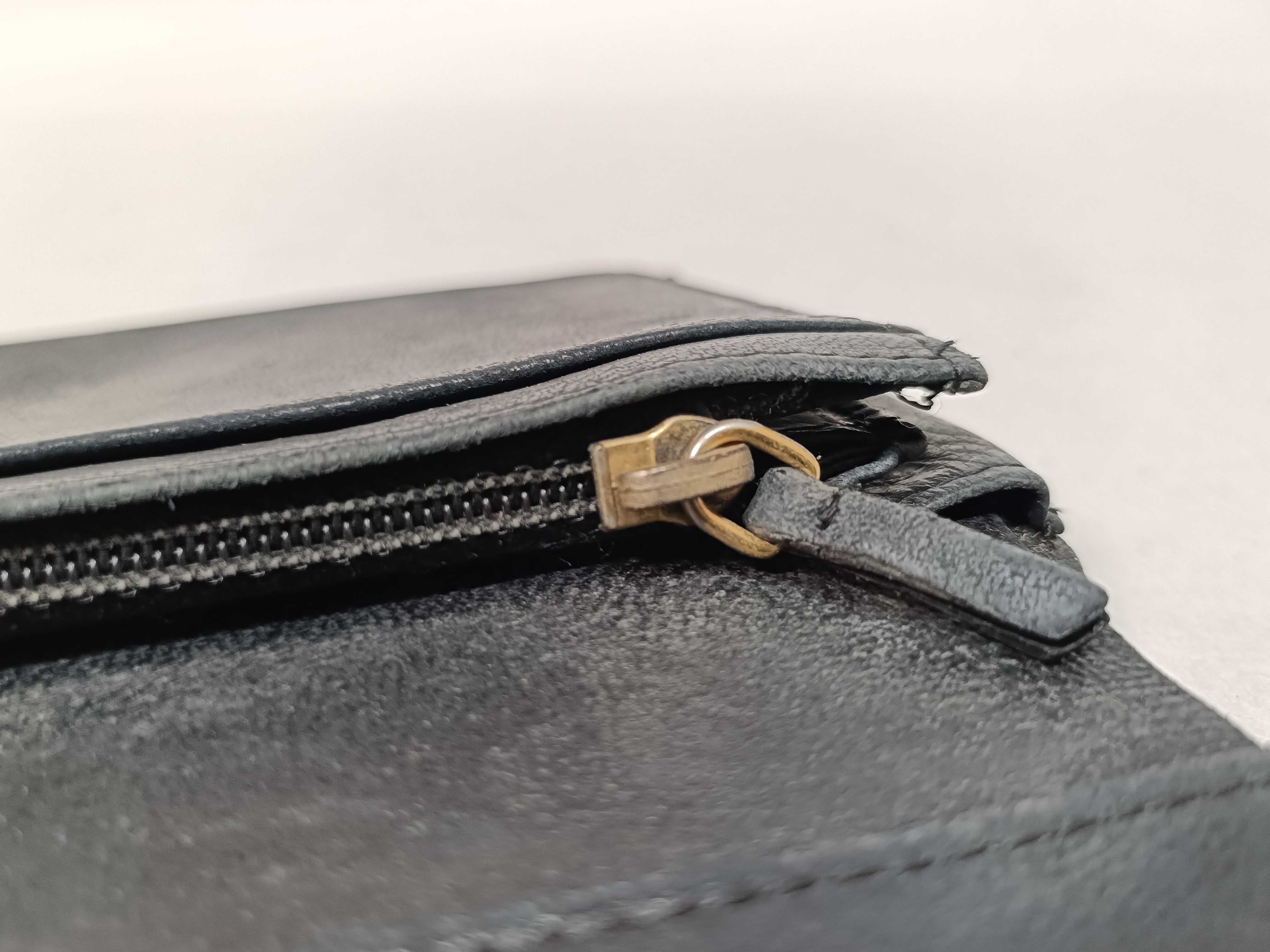 Caviar Skin Coco Folding Long Wallet — view 8