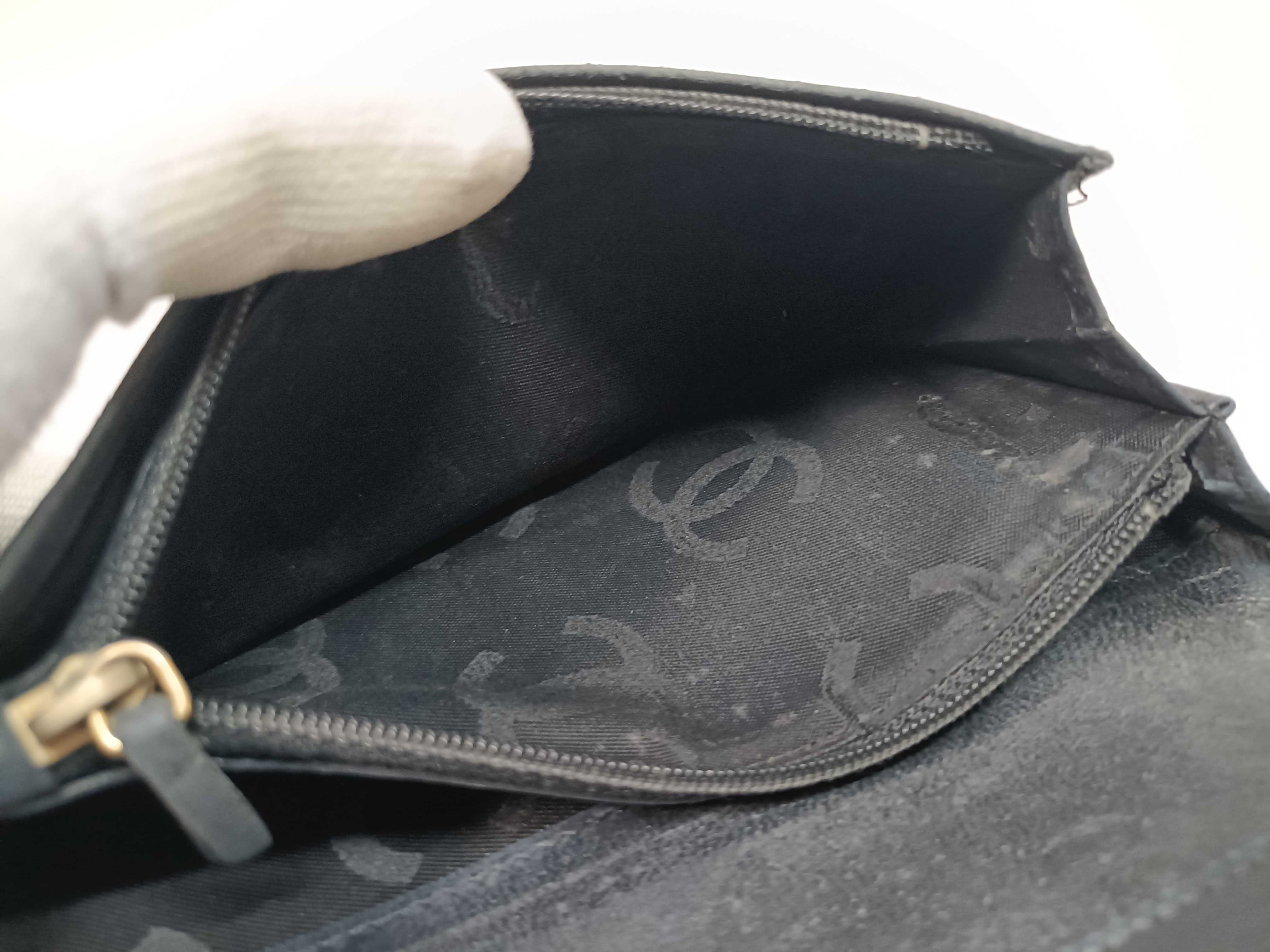 Caviar Skin Coco Folding Long Wallet — view 10