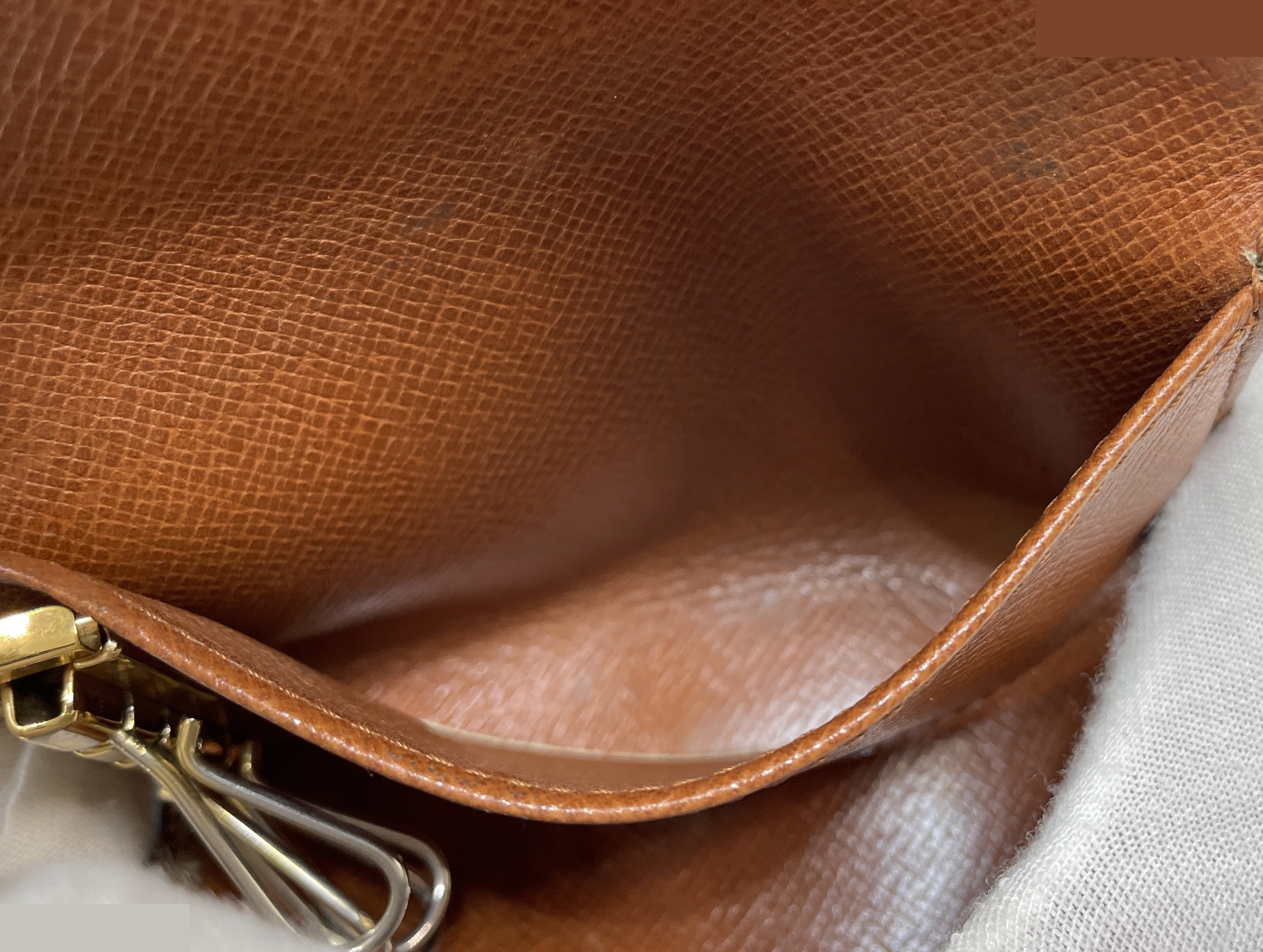 Monogram Multicles 4 Key Case (4-ring) - Brown — view 9