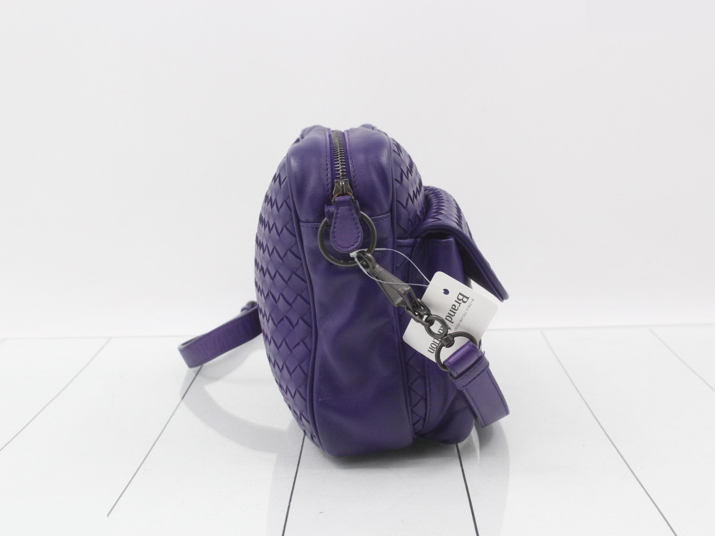 Intrecciato Shoulder Bag — view 4