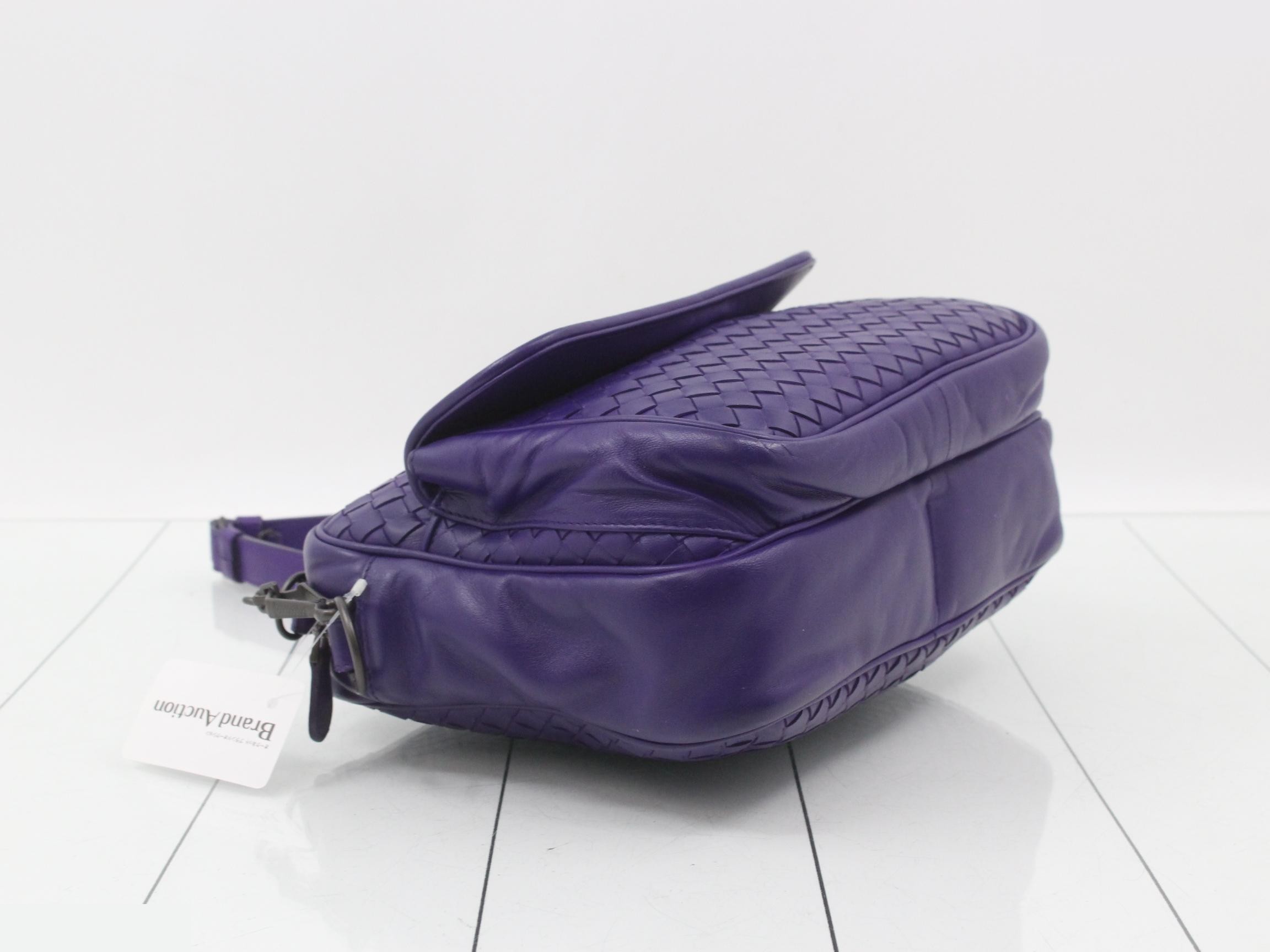 Intrecciato Shoulder Bag — view 5