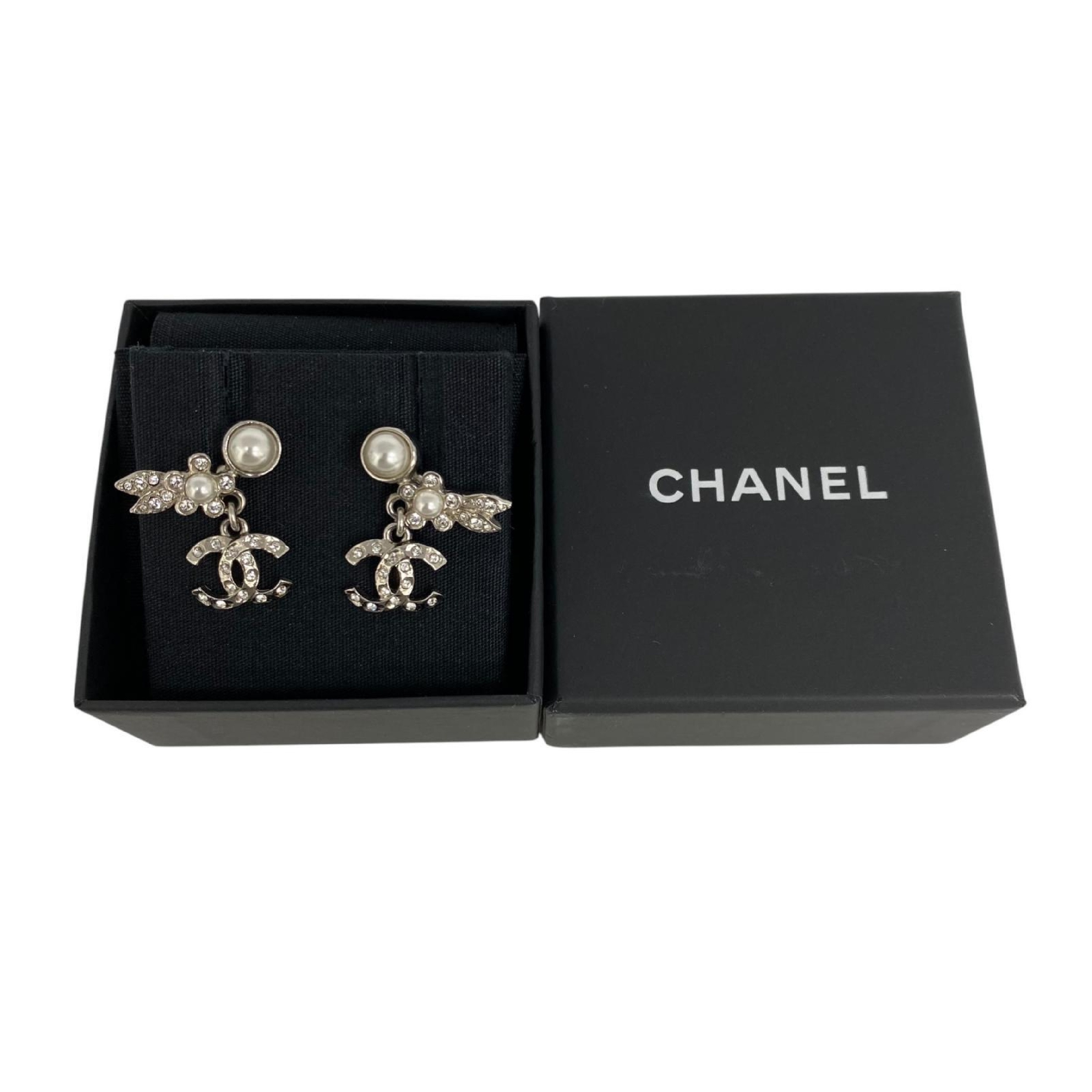 【*Shipped from: Hong Kong*】CHANEL ( ) Silver Metal/Rhinestone/Faux Pearl C21B Earrings — view 8