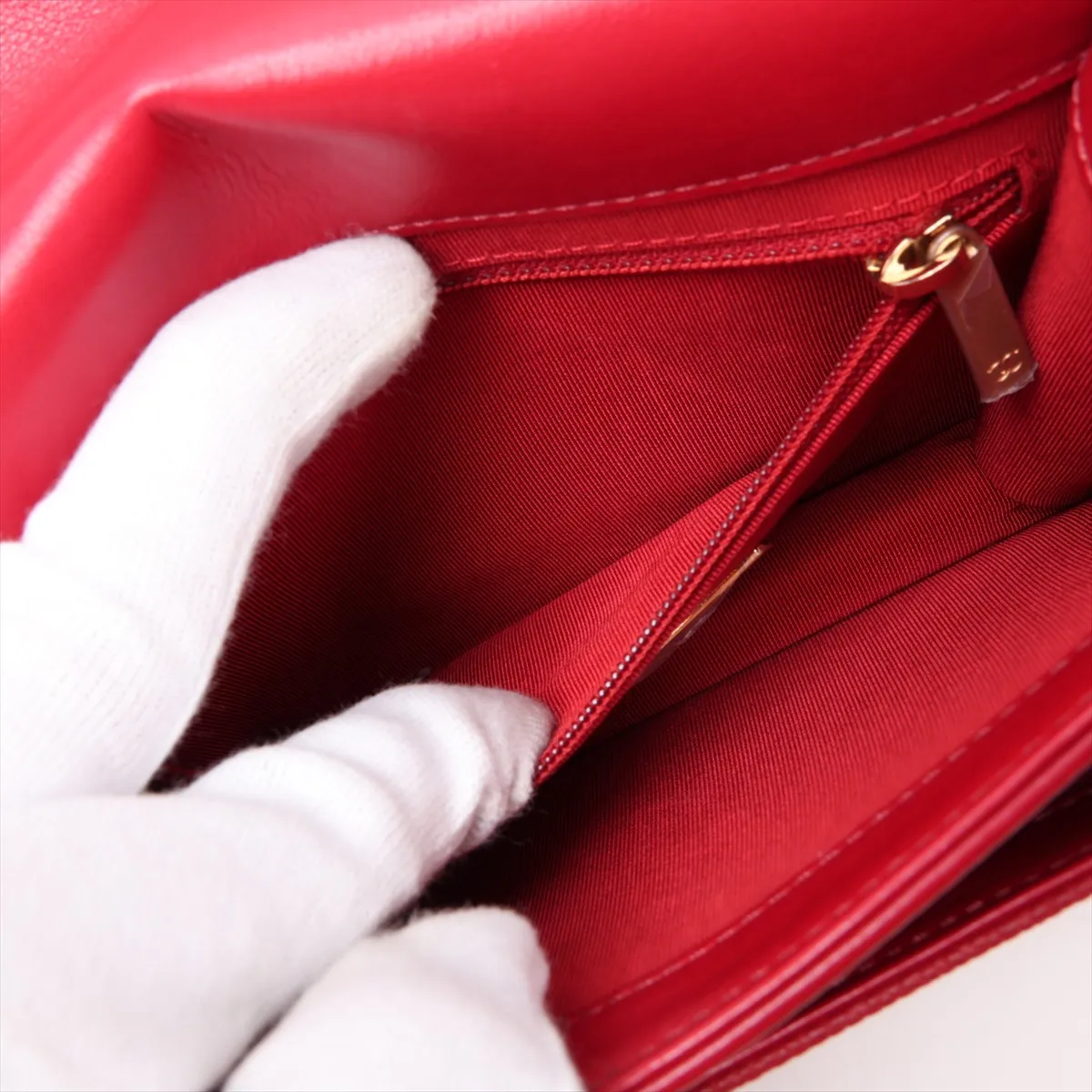 Matelassé Vintage Calfskin x Caviar Skin Chain Shoulder Bag, Red with Gold Hardware, 28257227 (Serial Number 28) — view 10