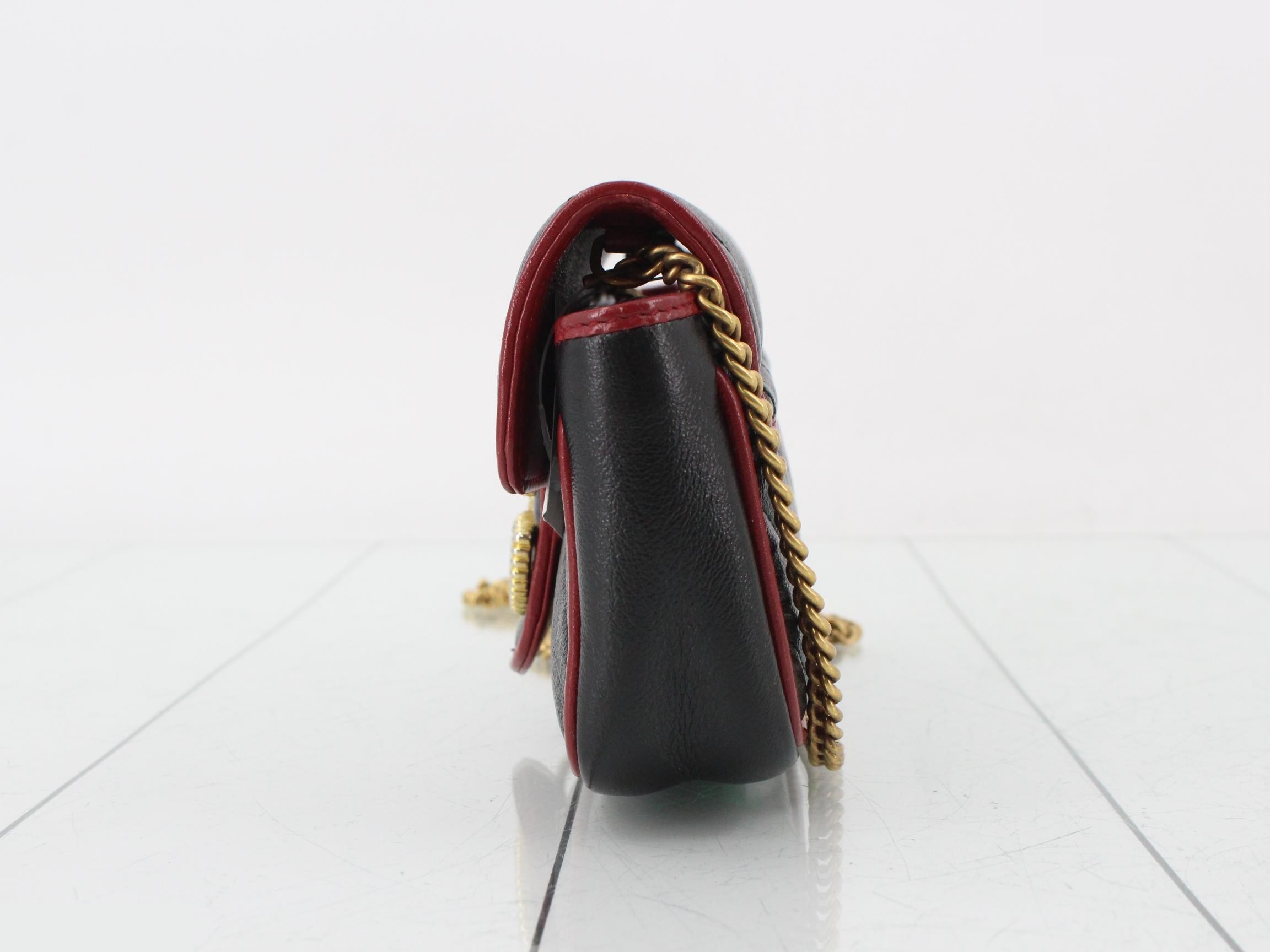 GG Marmont Quilted Shoulder Bag — view 3