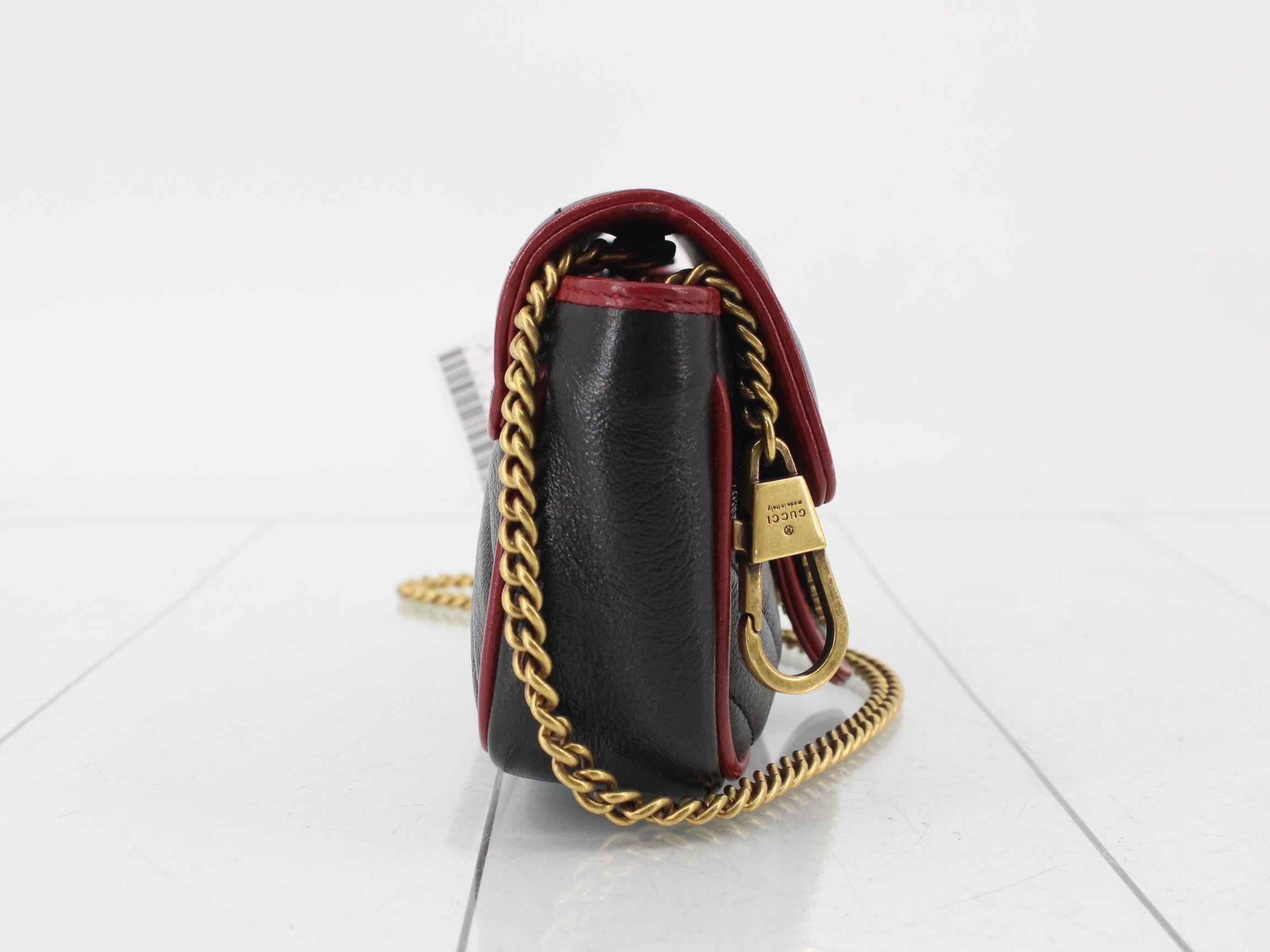 GG Marmont Quilted Shoulder Bag — view 4