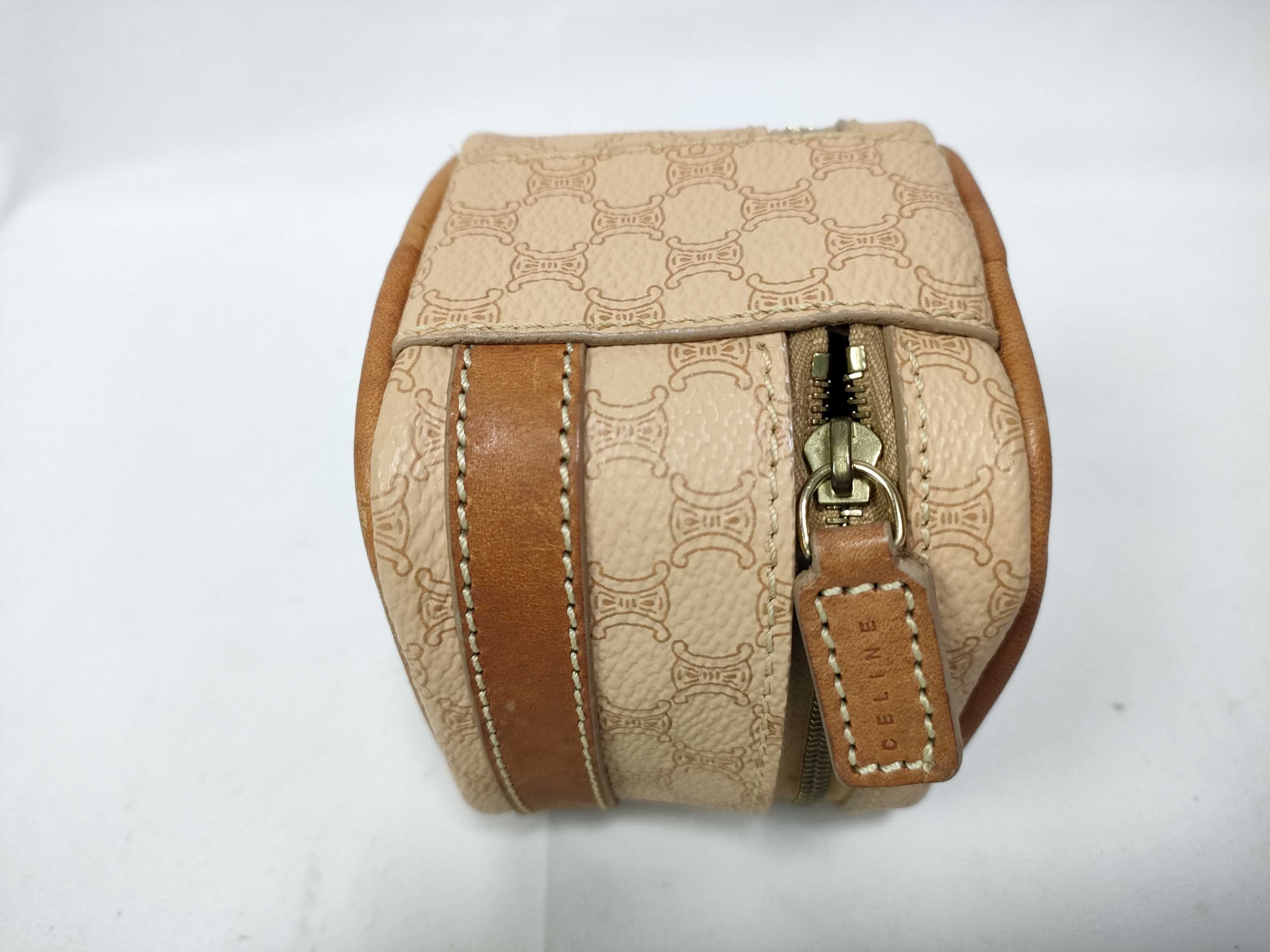 Pouch — view 5