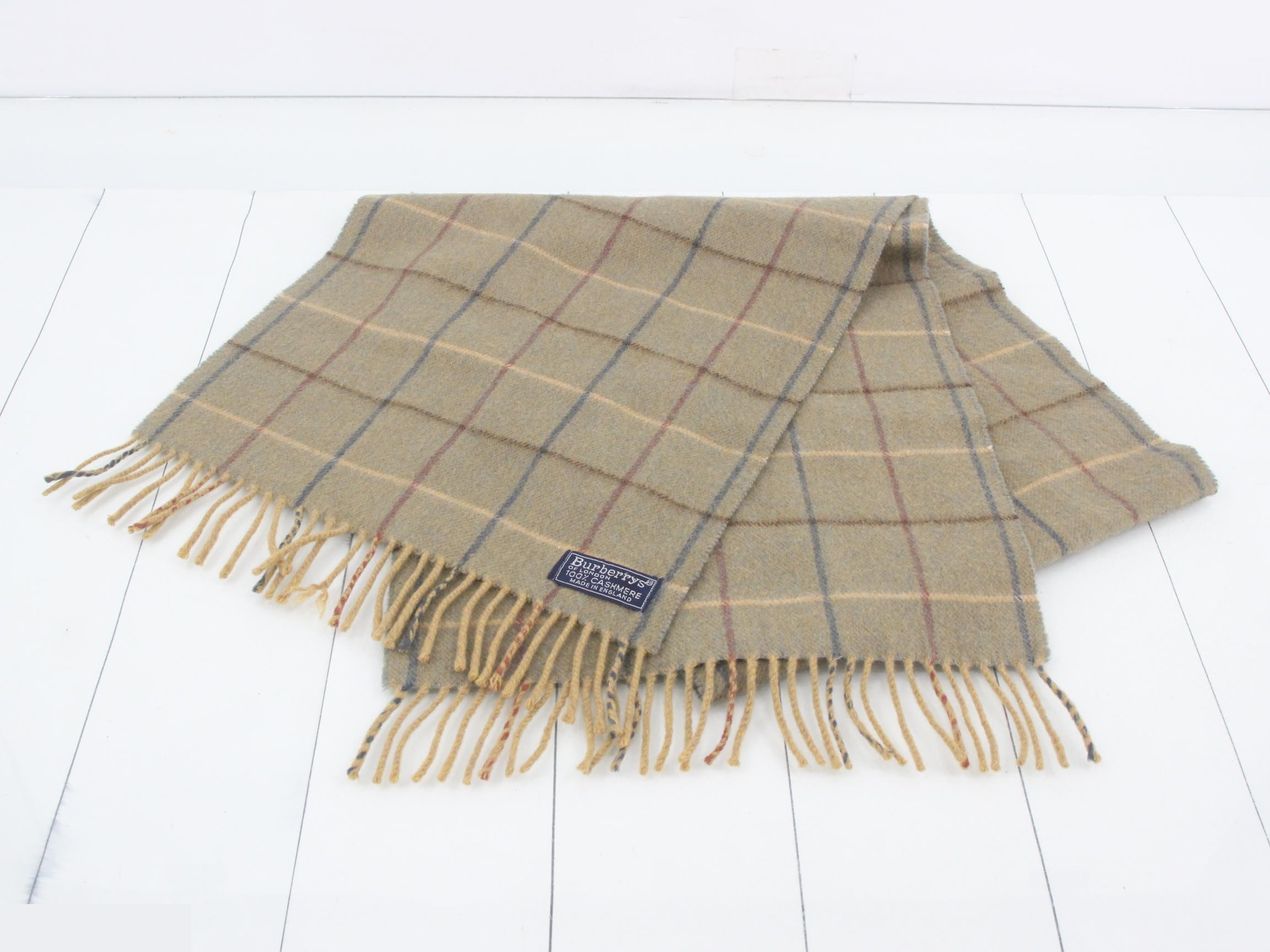 muffler — view 2