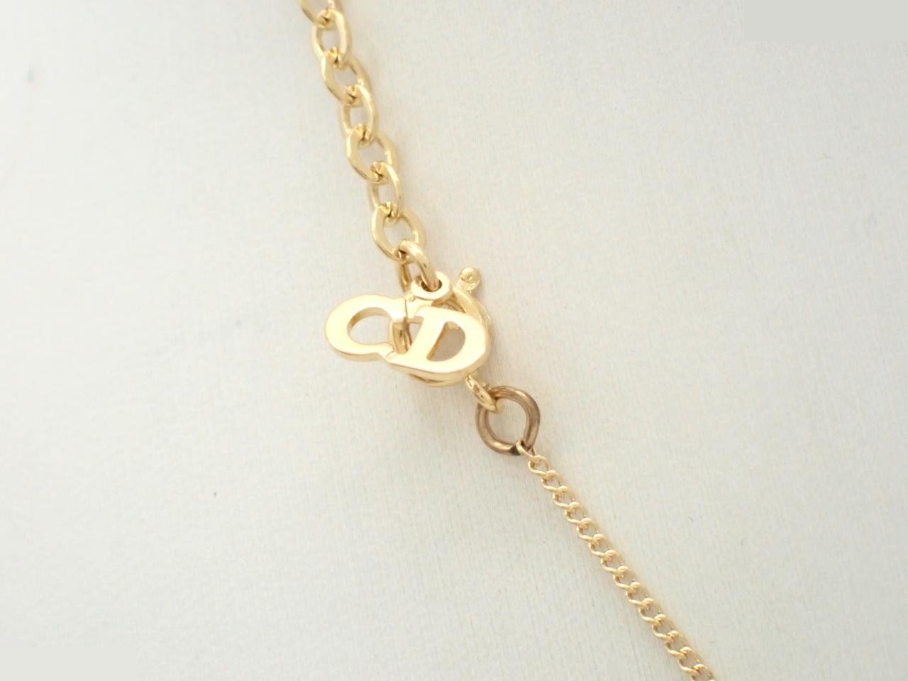 Other lines: Precious metals, necklaces, pendants — view 2