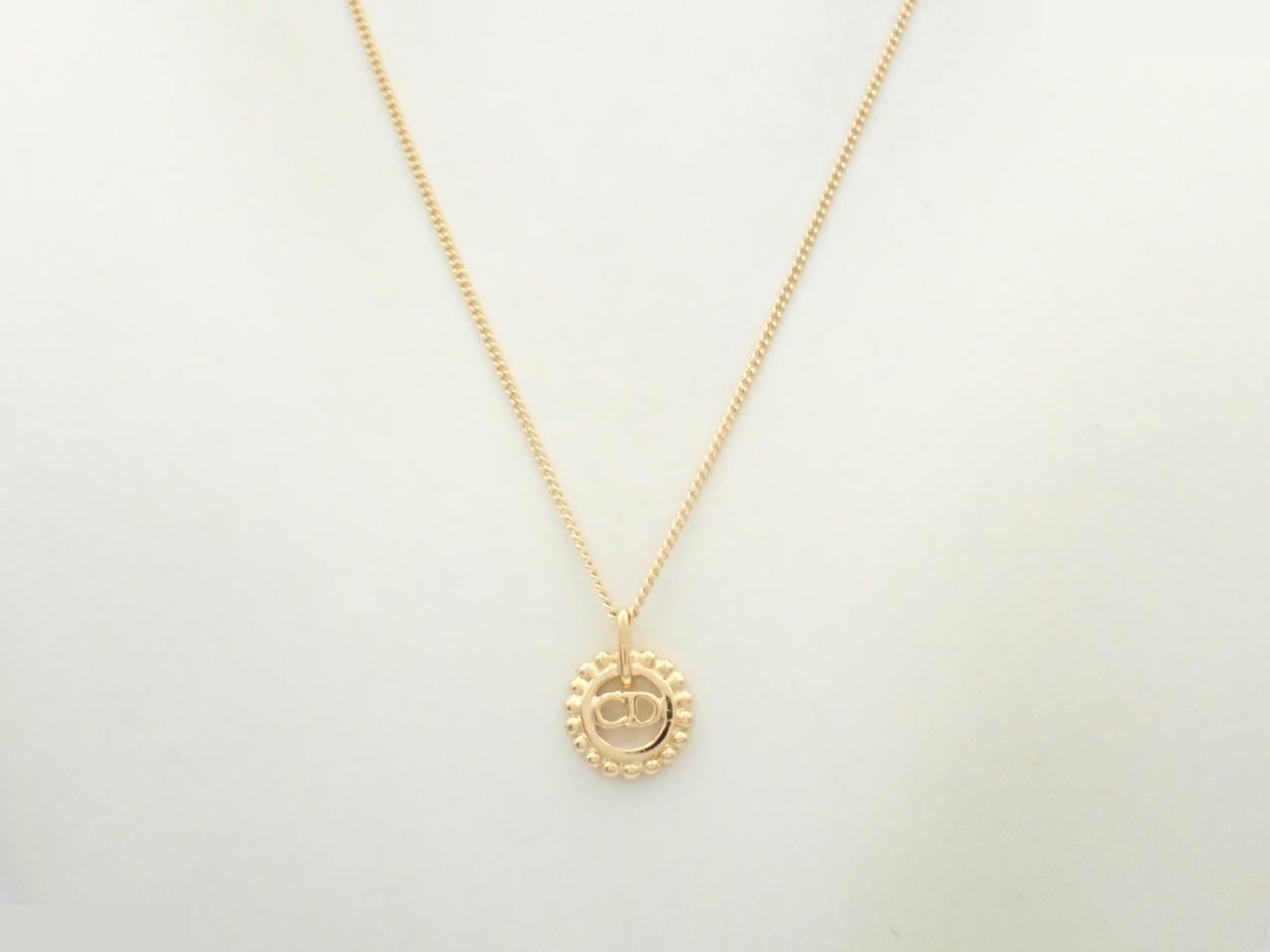 Other lines: Precious metals, necklaces, pendants — view 3