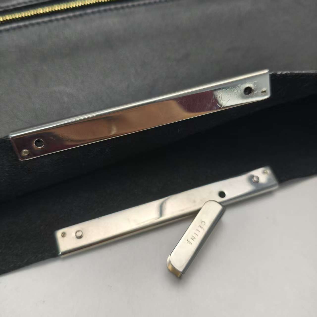 【*Shipped from: China*】CELINE Leather Clutch Bag Second Bag — view 11
