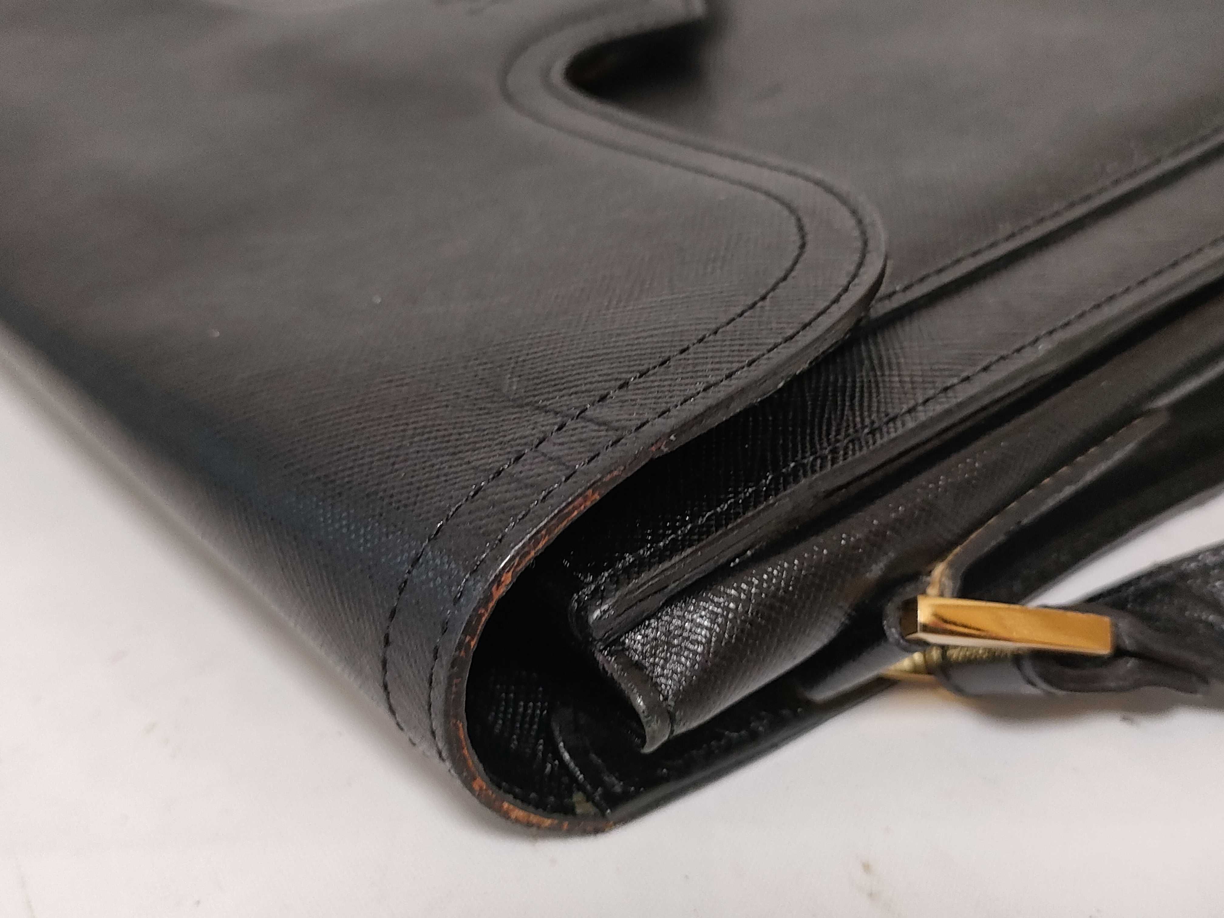 shoulder bag, YSL logo, black shoulder bag. — view 14