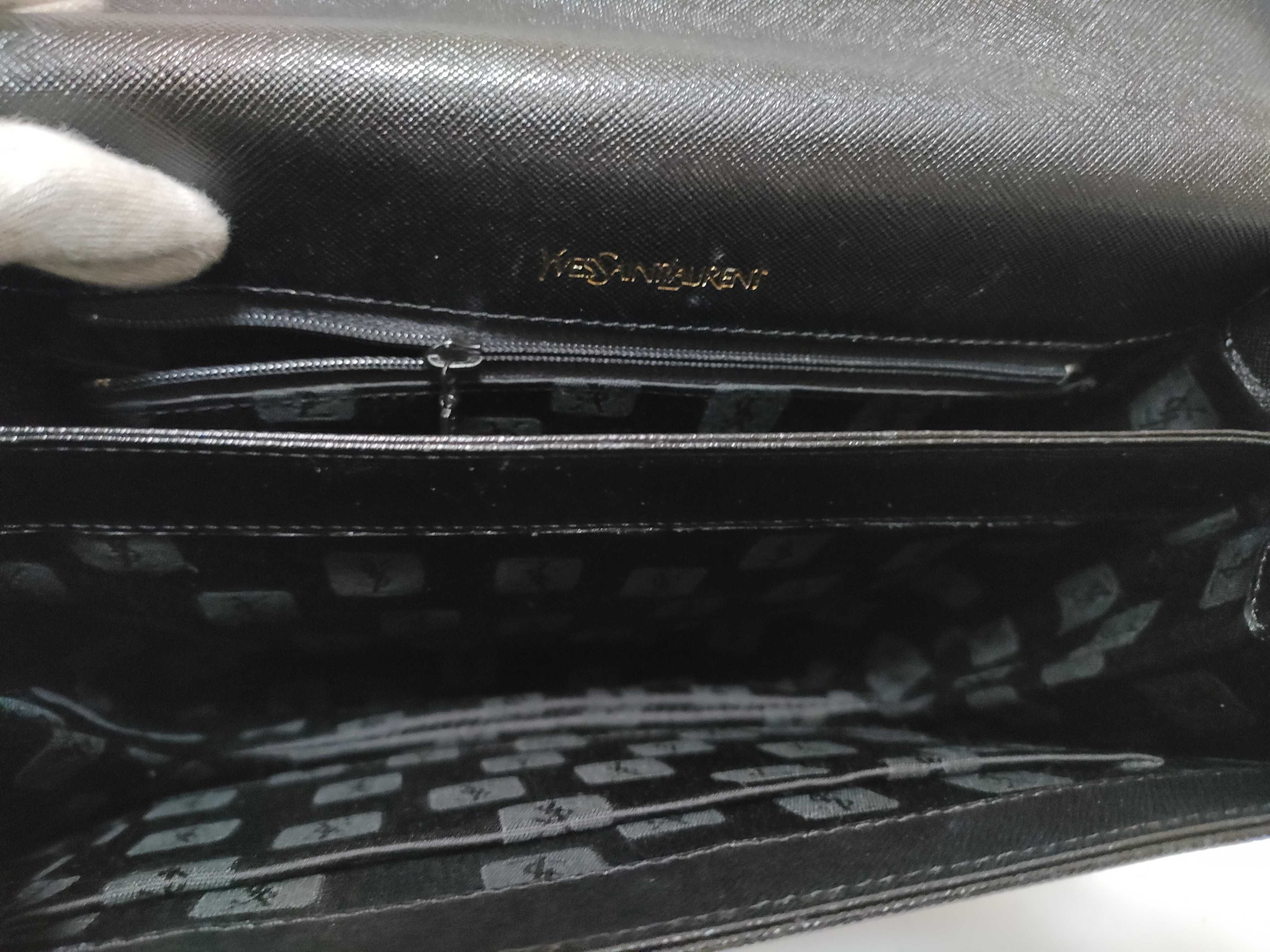 shoulder bag, YSL logo, black shoulder bag. — view 10