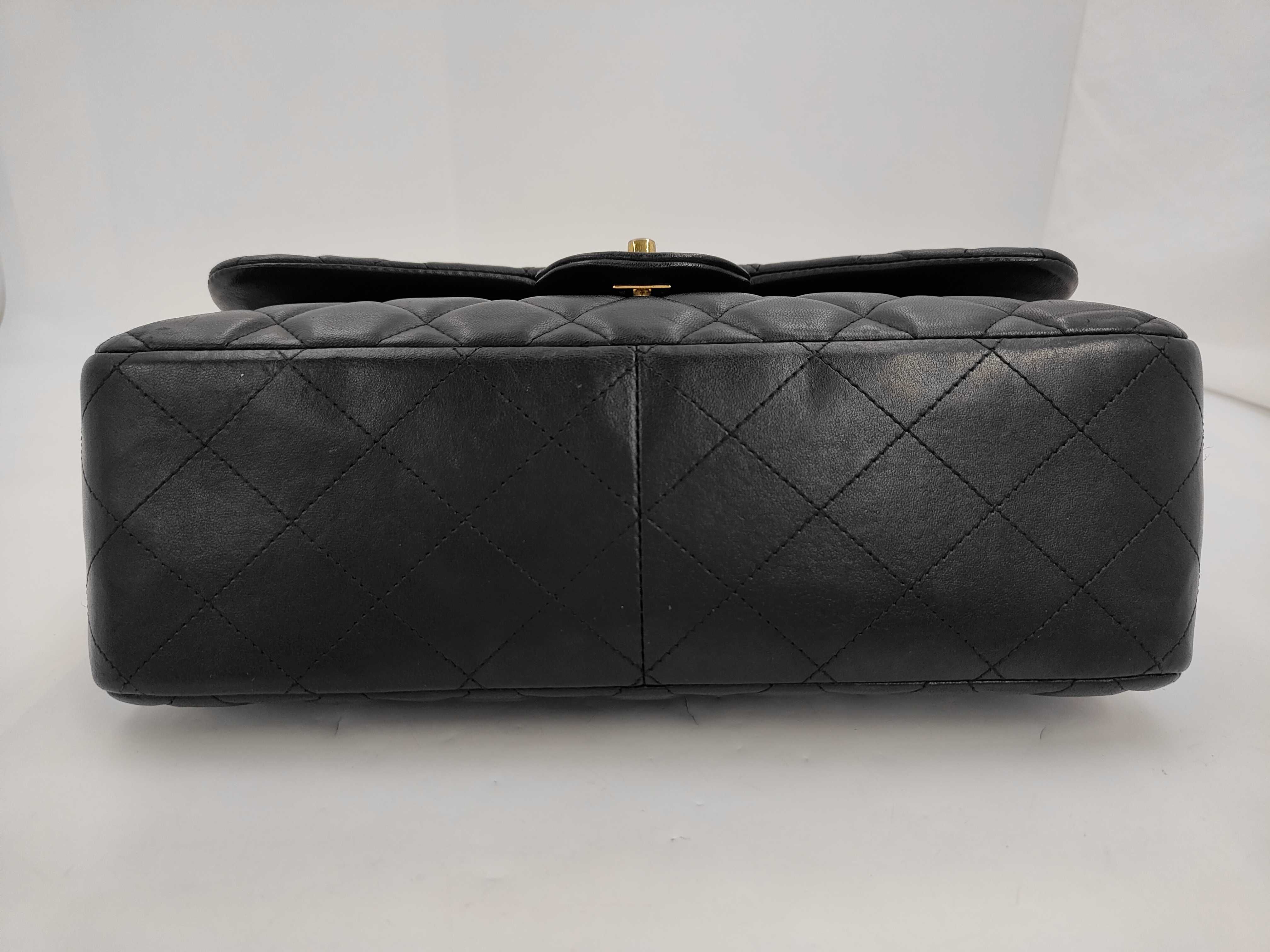 Chain Shoulder Bag, Lambskin, Black and Gold, Matelassé Shoulder Bag — view 3