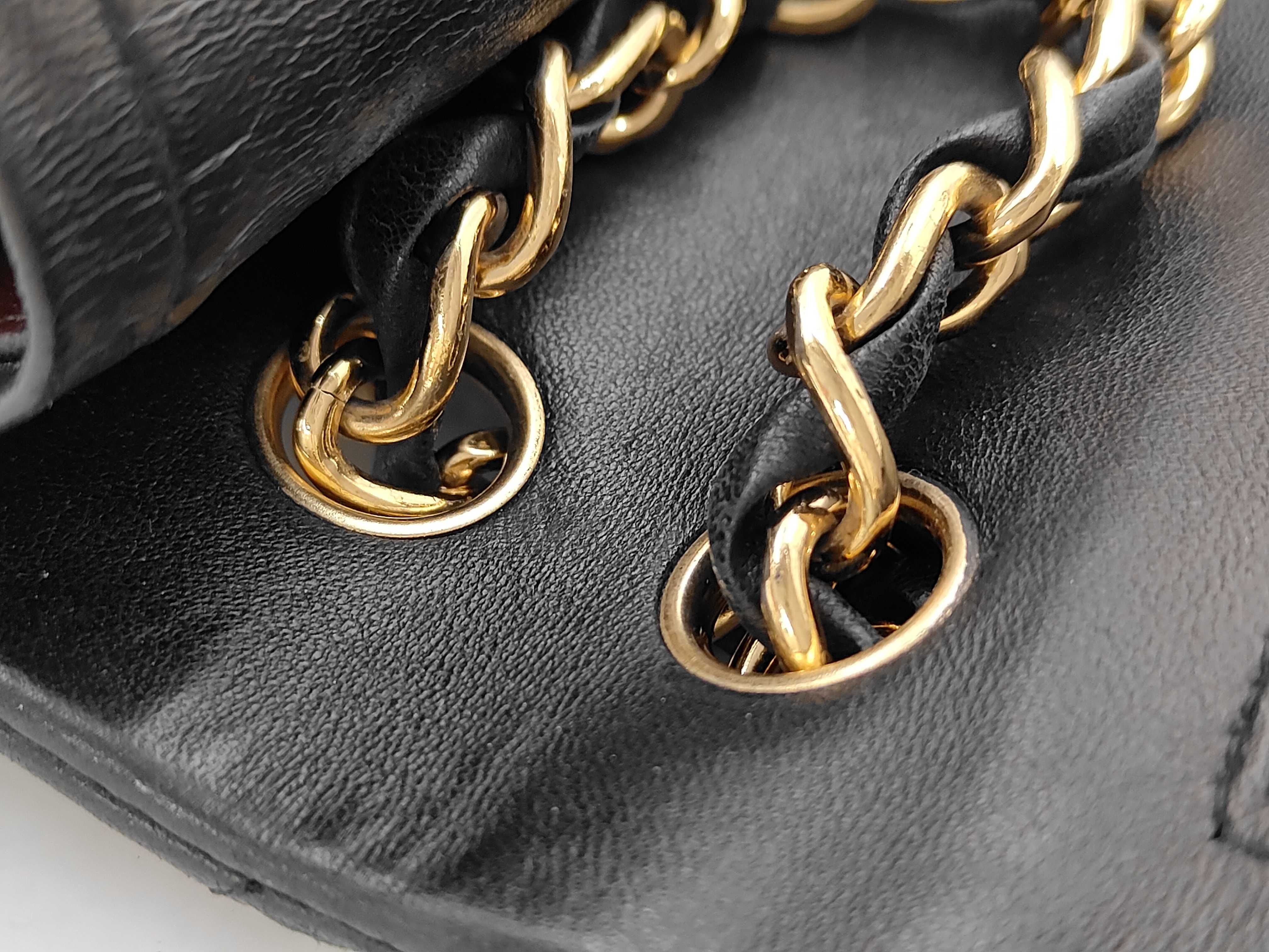 Chain Shoulder Bag, Lambskin, Black and Gold, Matelassé Shoulder Bag — view 7