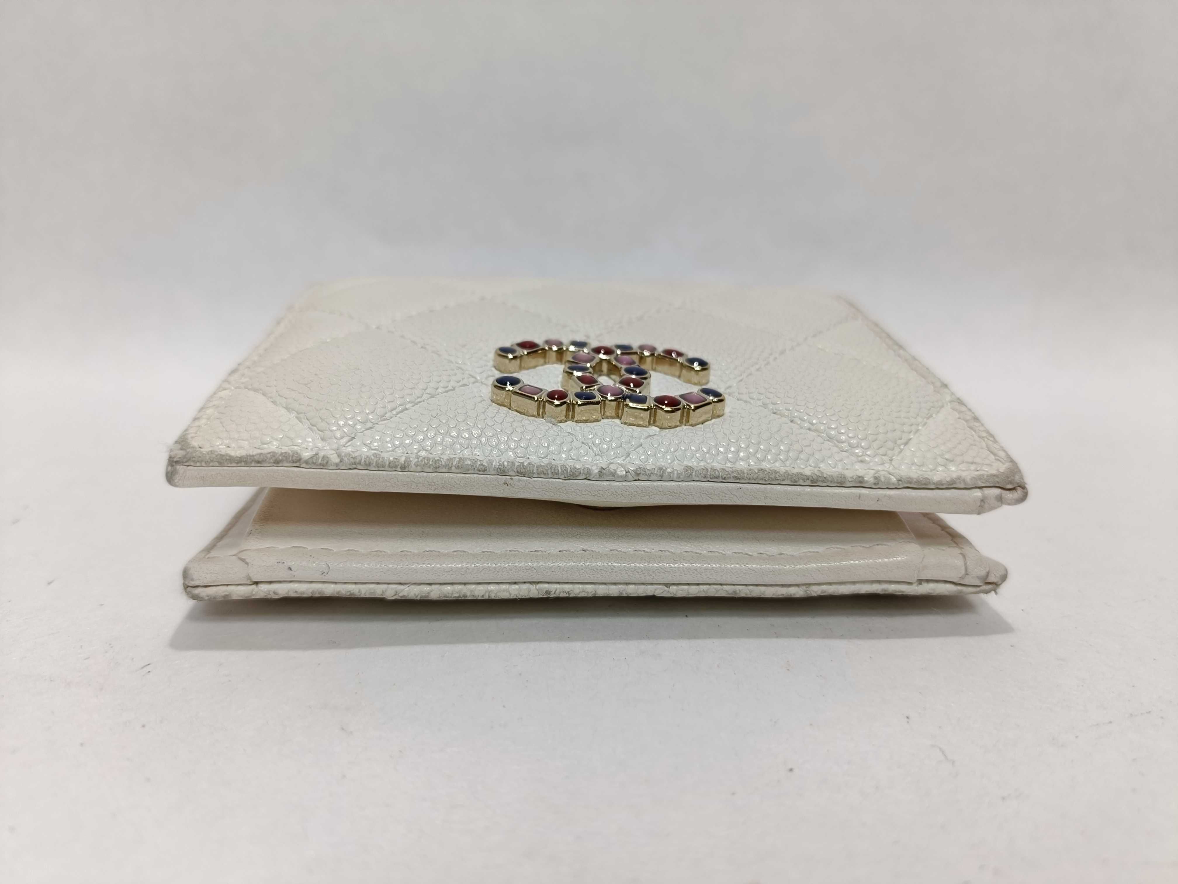 Caviar Skin Coco Mark Color Stone Caviar Skin Leather Bijou Wallet — view 3