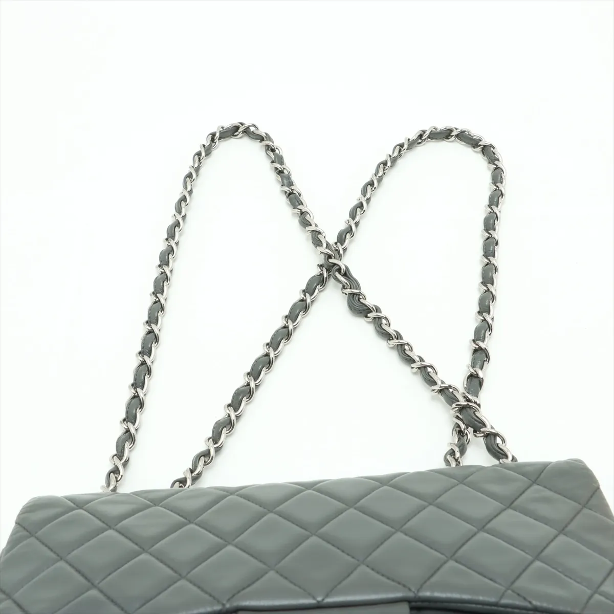 Deca Matelasse 30 Large Lambskin Single Flap Double Chain Bag Gray Silver Hardware 12379706 No. 12 No Zipper Pull A28600 — view 6