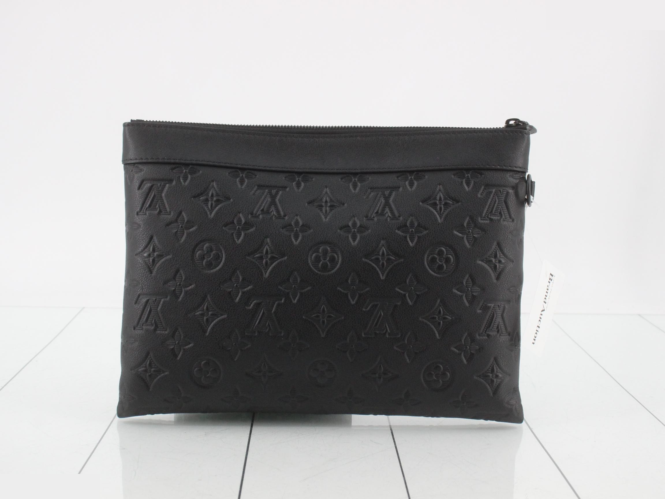 Shadow Pochette To Go, List Price ¥184,800 — view 2