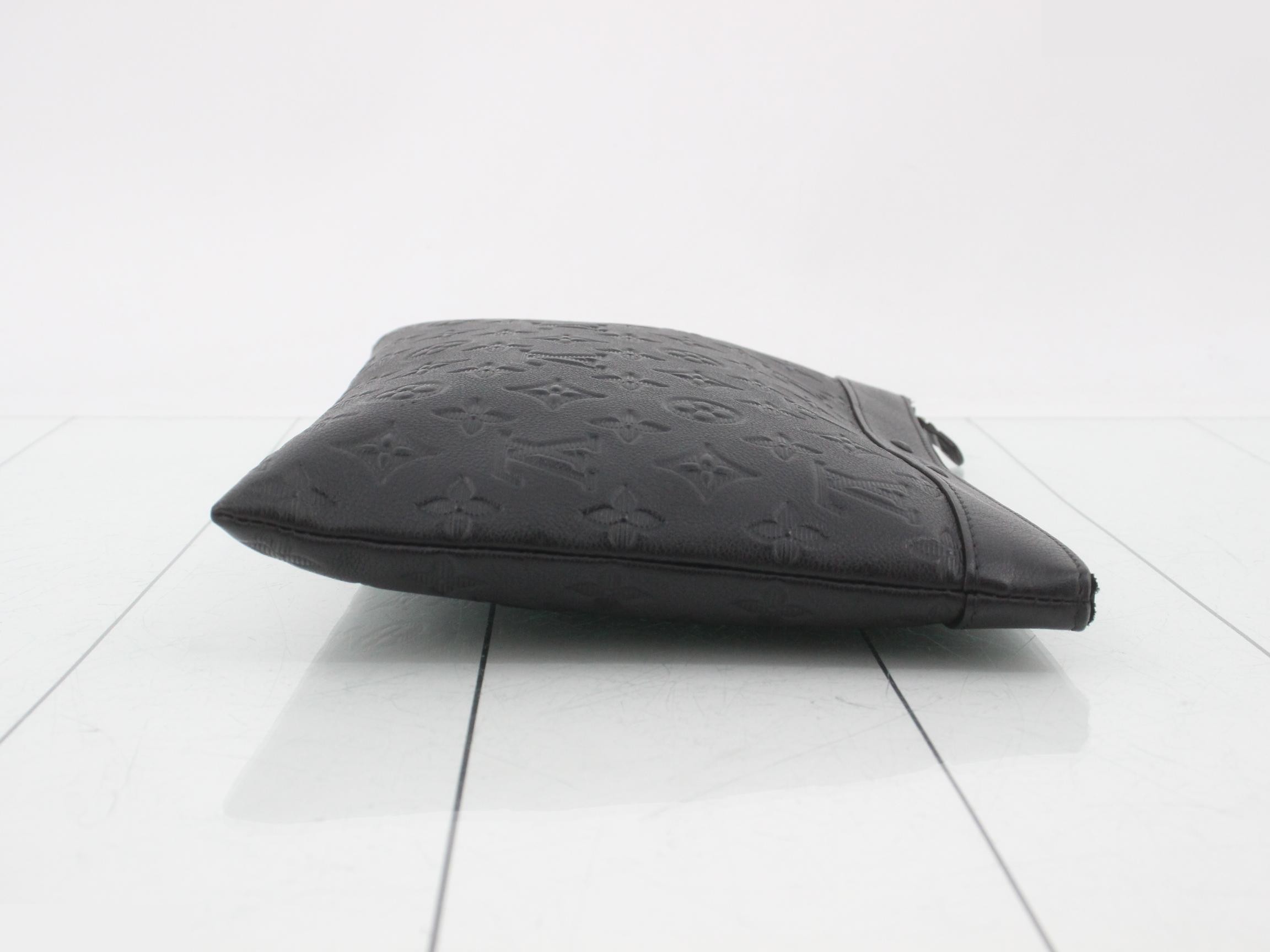 Shadow Pochette To Go, List Price ¥184,800 — view 3