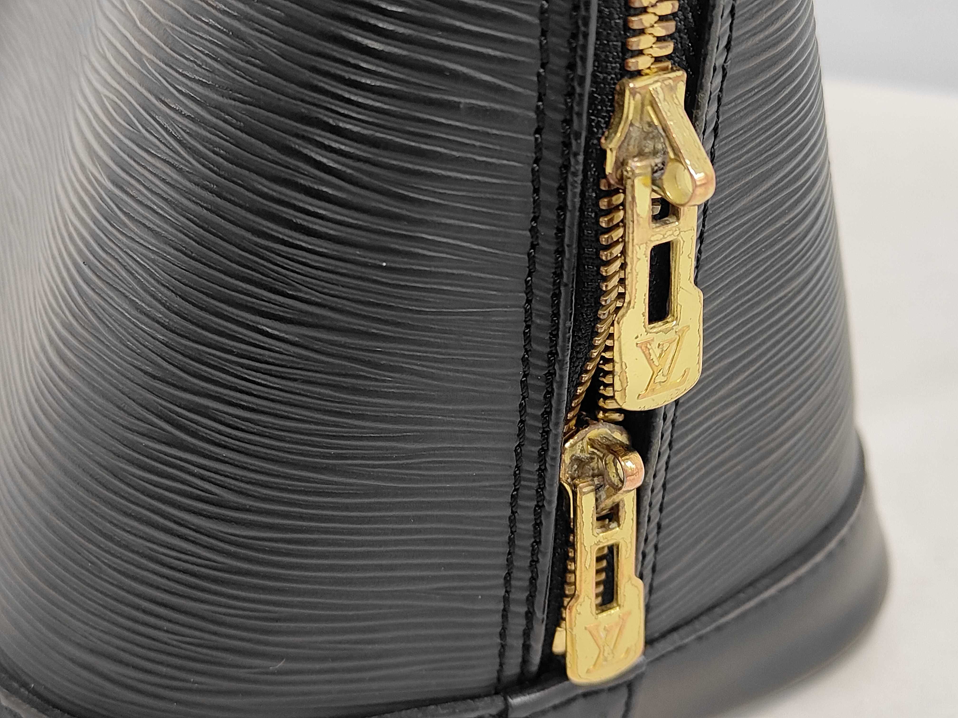 Epi Alma Black Handbag — view 7