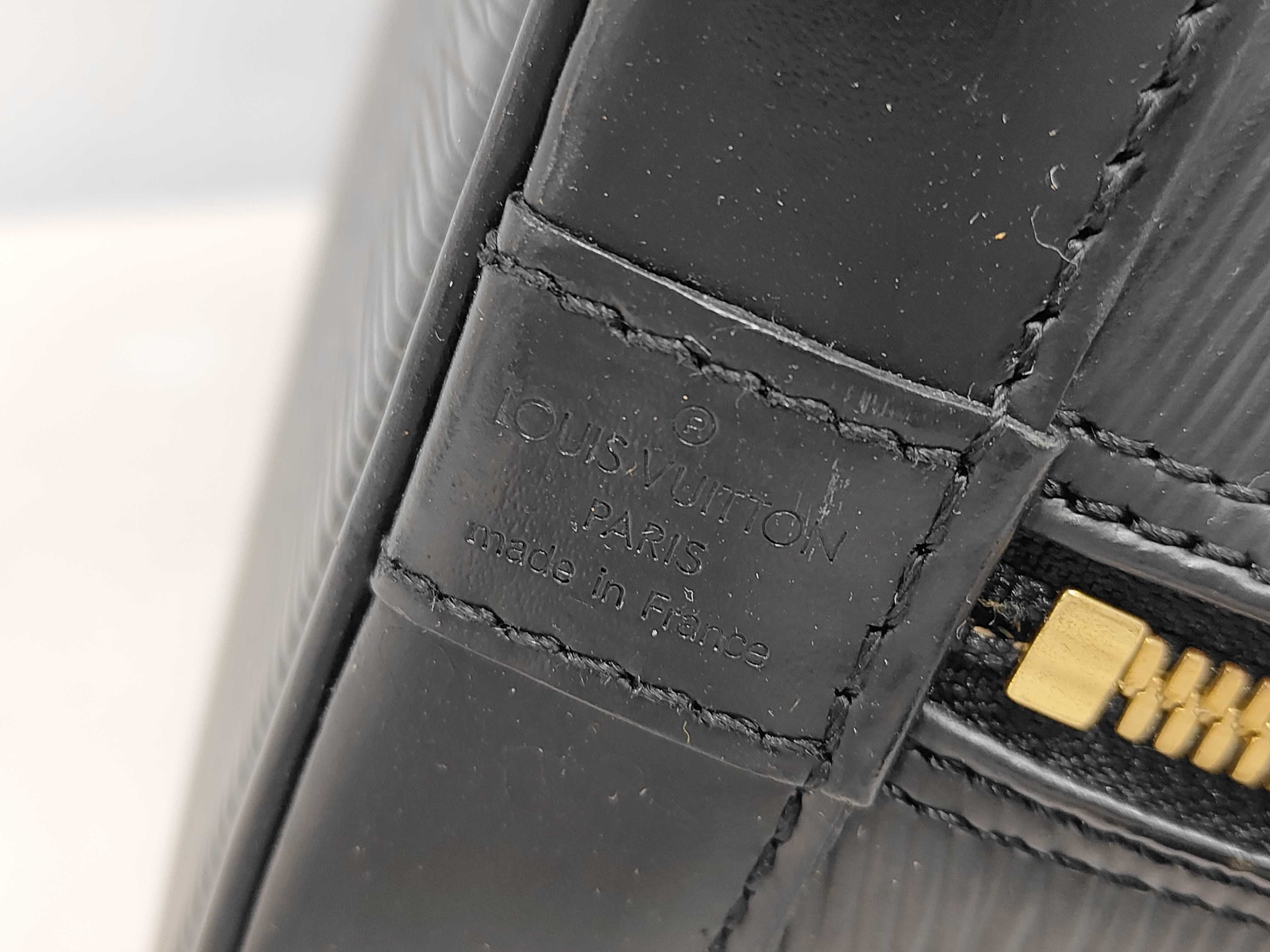 Epi Alma Black Handbag — view 8