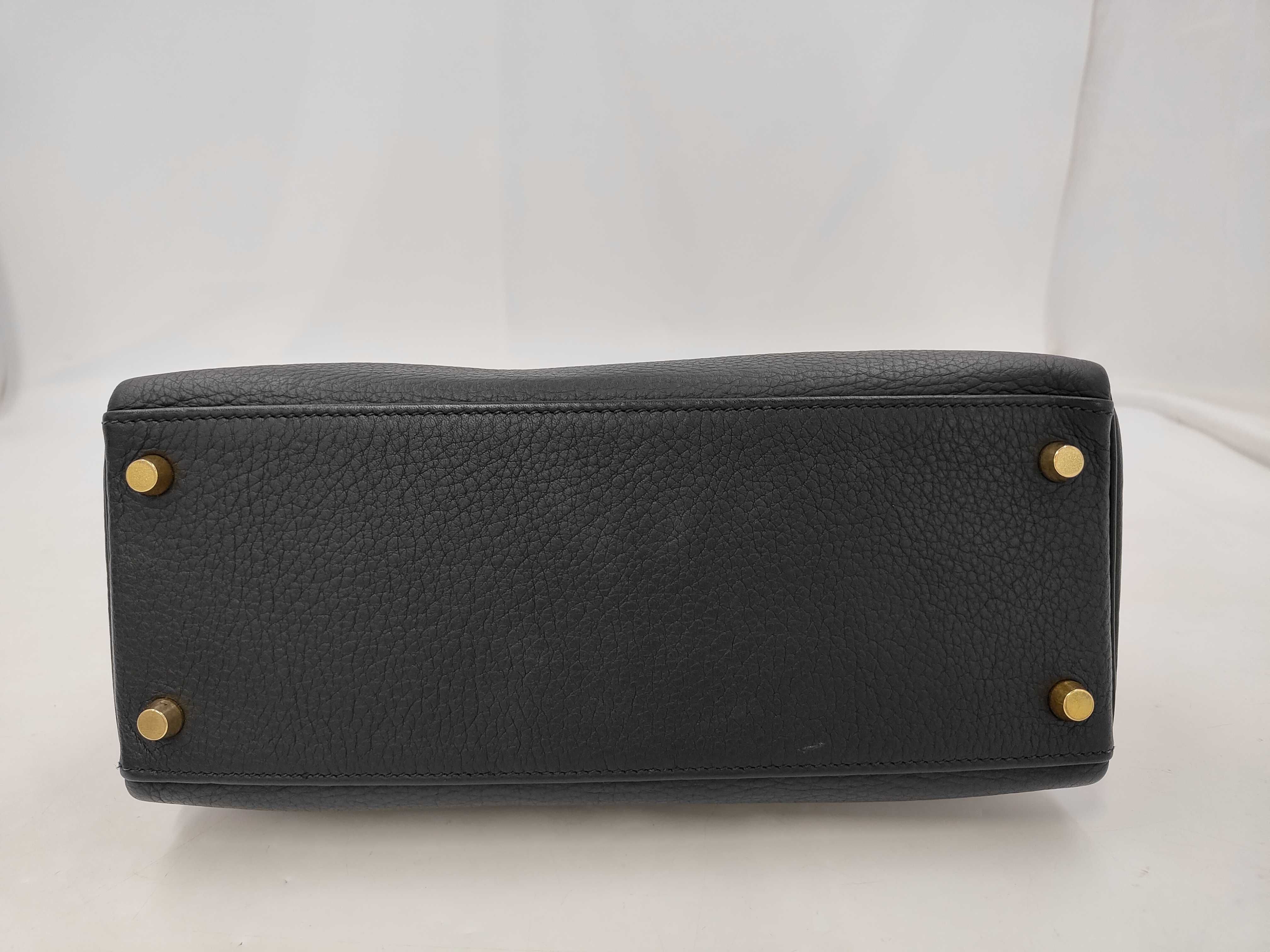 Kelly 28 H stamp shoulder bag — view 4